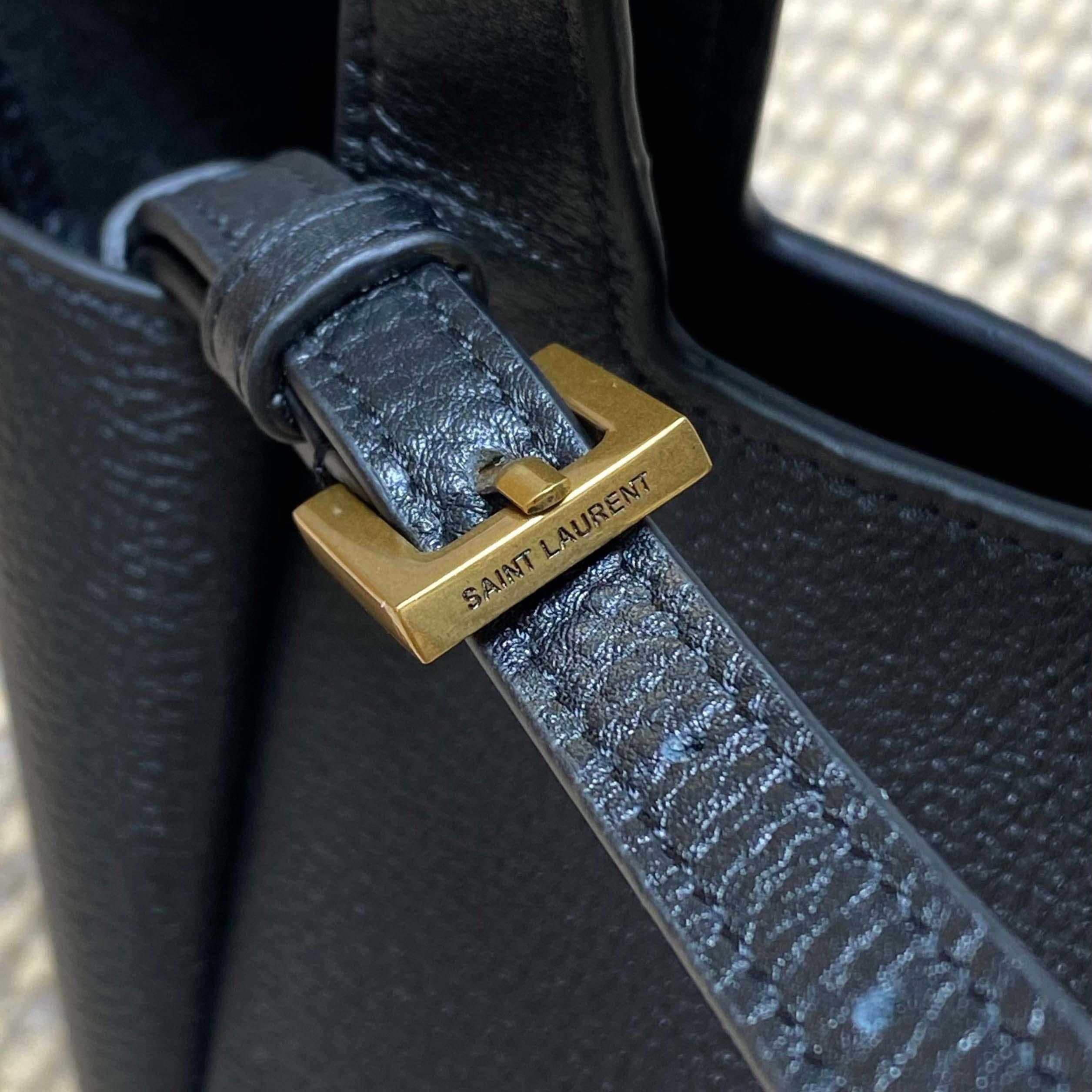 Saint Laurent LE 5 À 7 BABY BEA In Grained Leather - DopestKickz