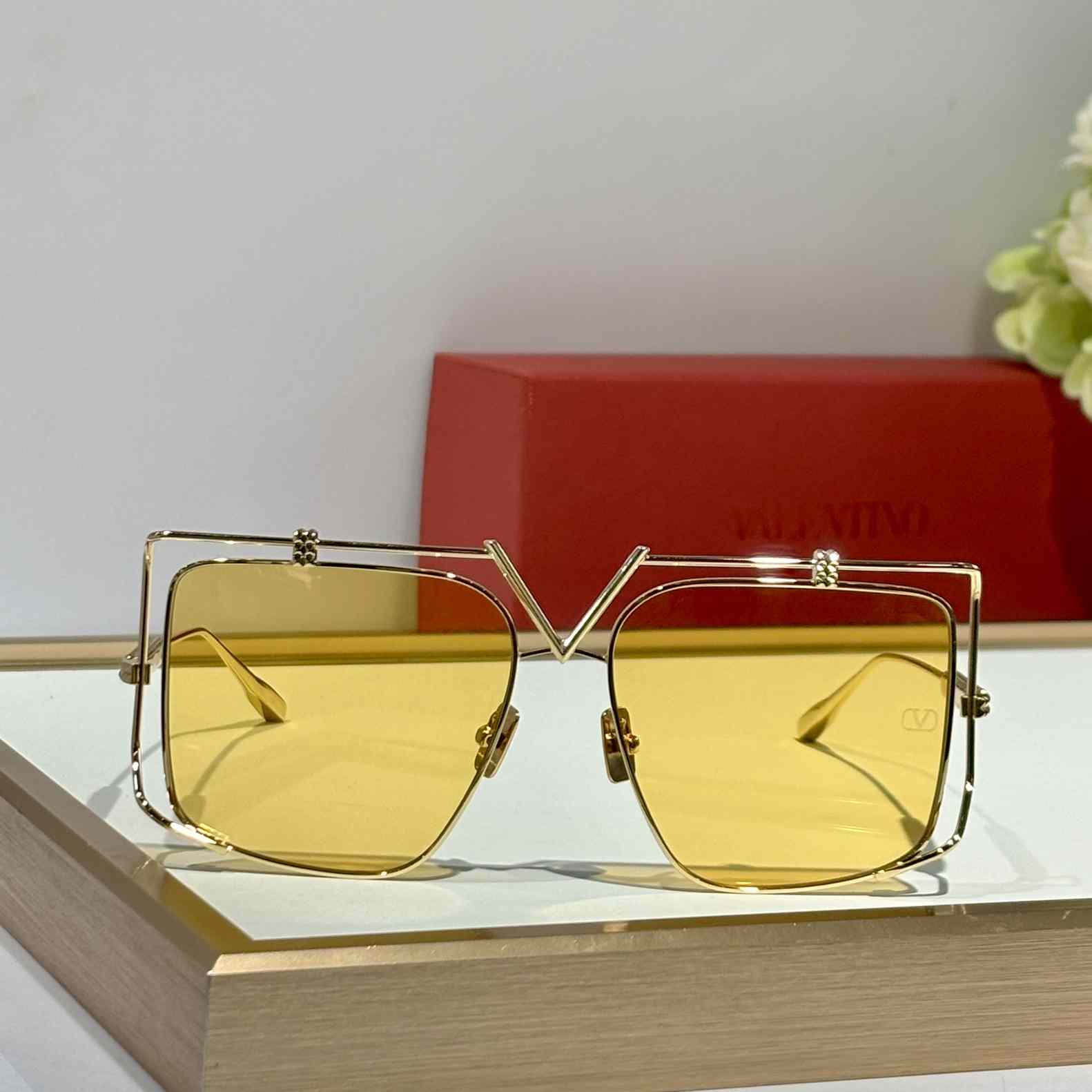 Valent V-LIGHT VLS-116 Oversize Frame Sunglasses - DopestKickz