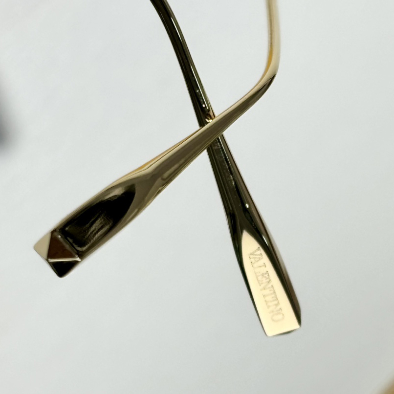 Valent V-LIGHT VLS-116 Oversize Frame Sunglasses - DopestKickz