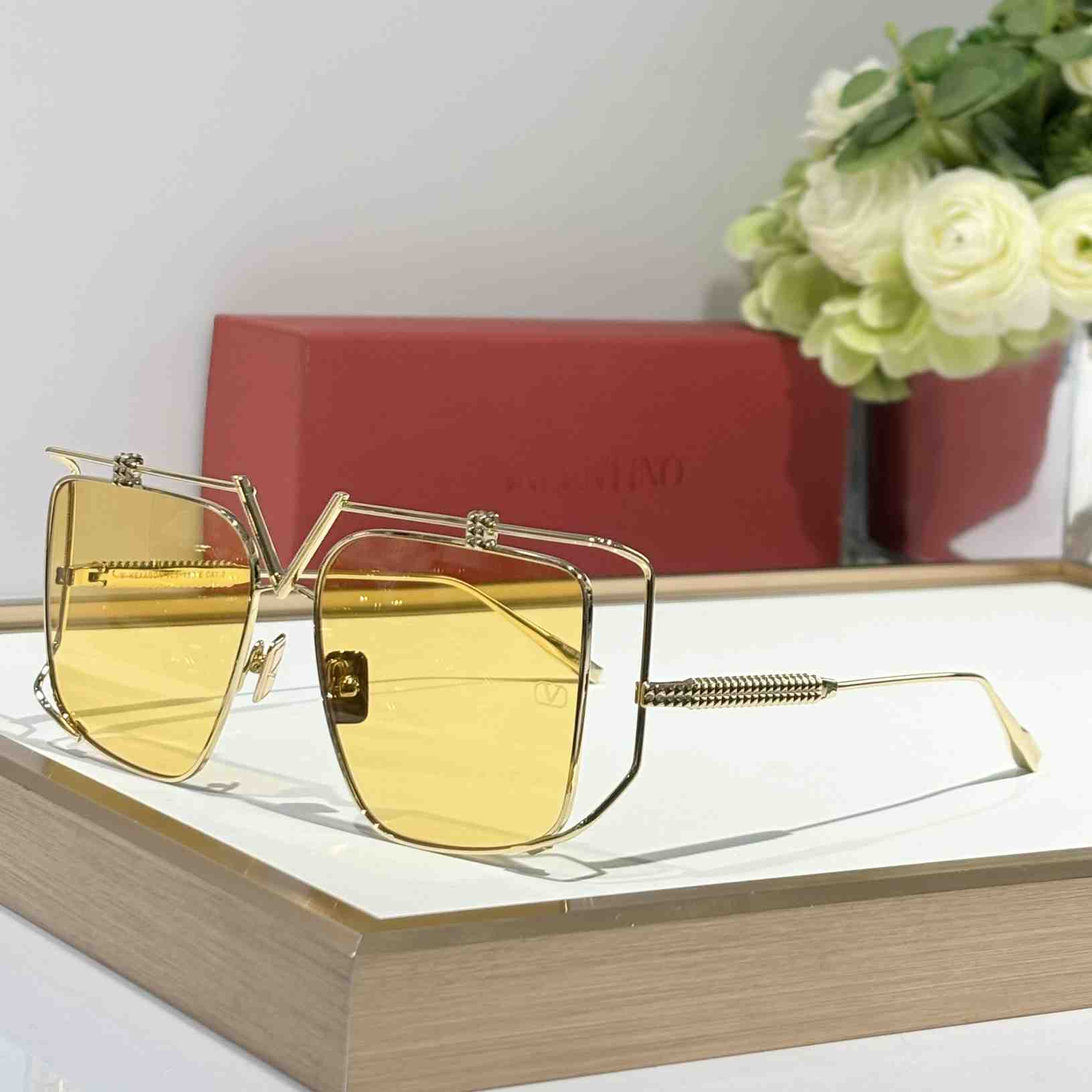 Valent V-LIGHT VLS-116 Oversize Frame Sunglasses - DopestKickz