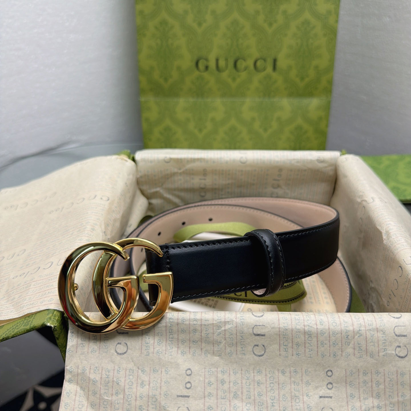 Gucci  Flat Marmont Belt - DopestKickz