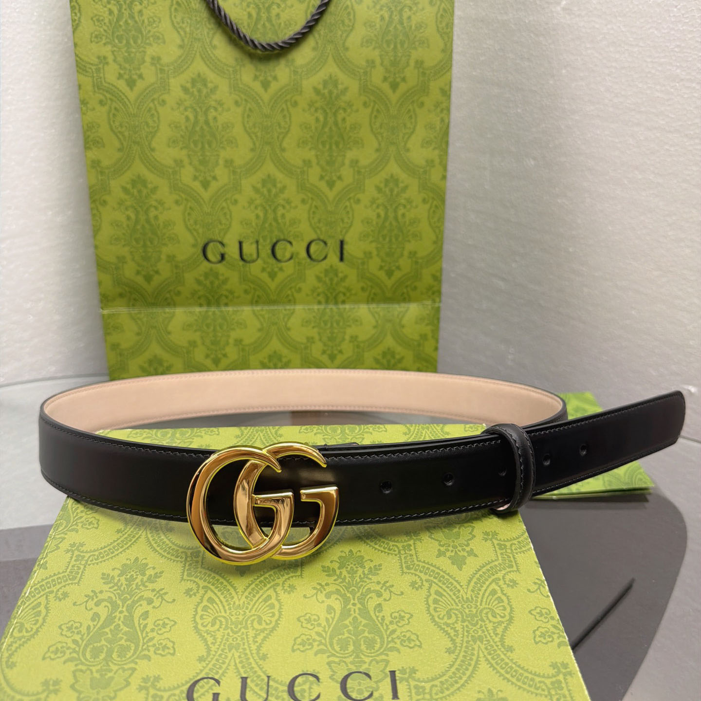 Gucci  Flat Marmont Belt - DopestKickz