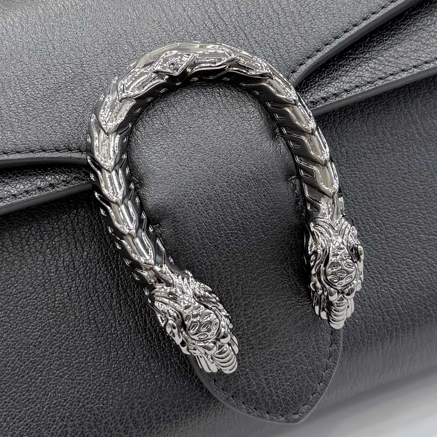 Gucci Dionysus Medium Shoulder Bag - DopestKickz