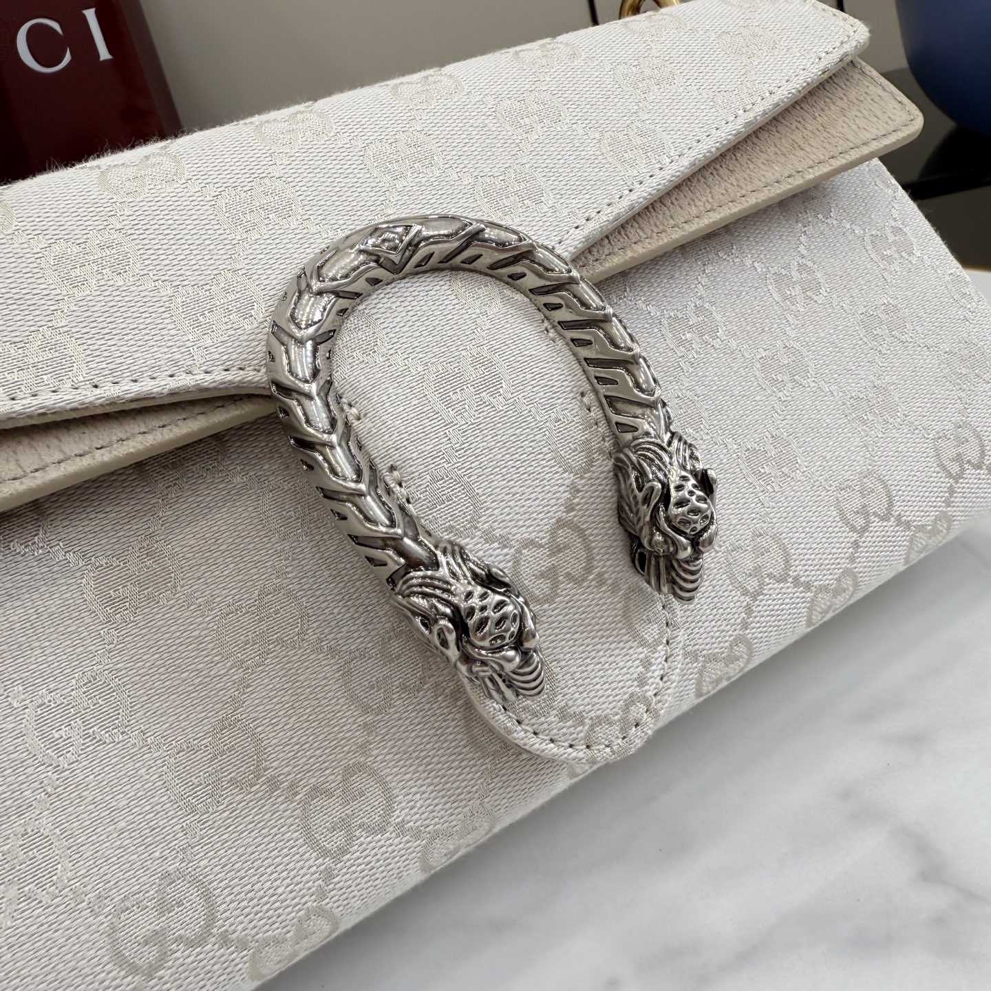Gucci Dionysus Medium Shoulder Bag - DopestKickz