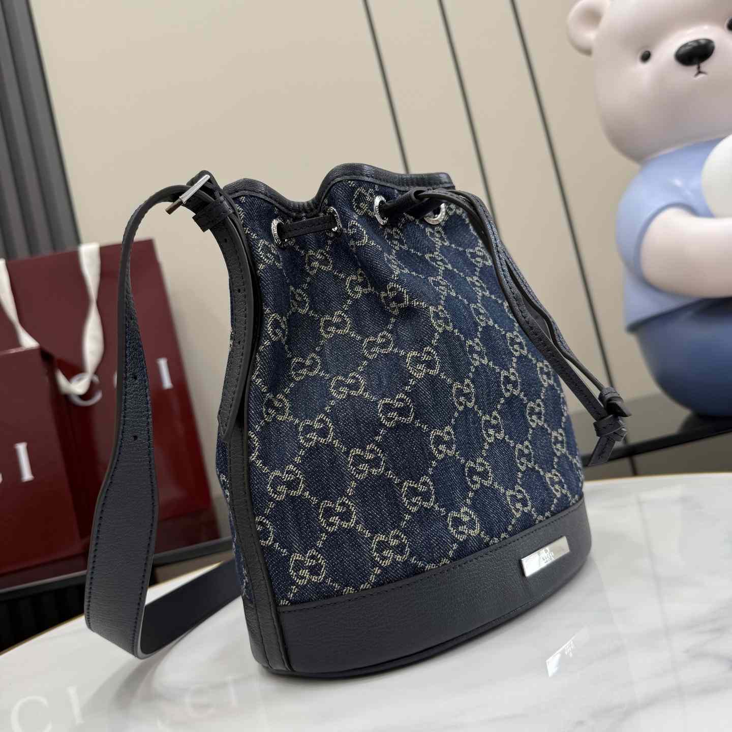 Gucci Venice Small Bucket Bag - DopestKickz