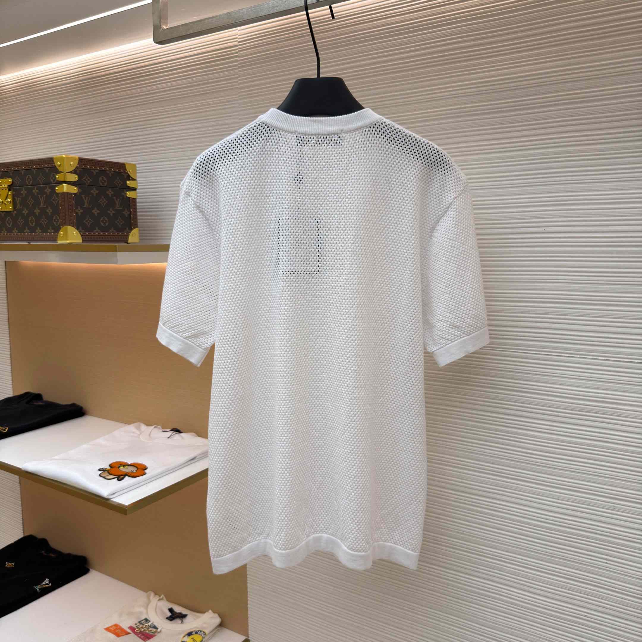Louis Vuitton Cotton-Cashmere Short-Sleeved Crewneck  - DopestKickz