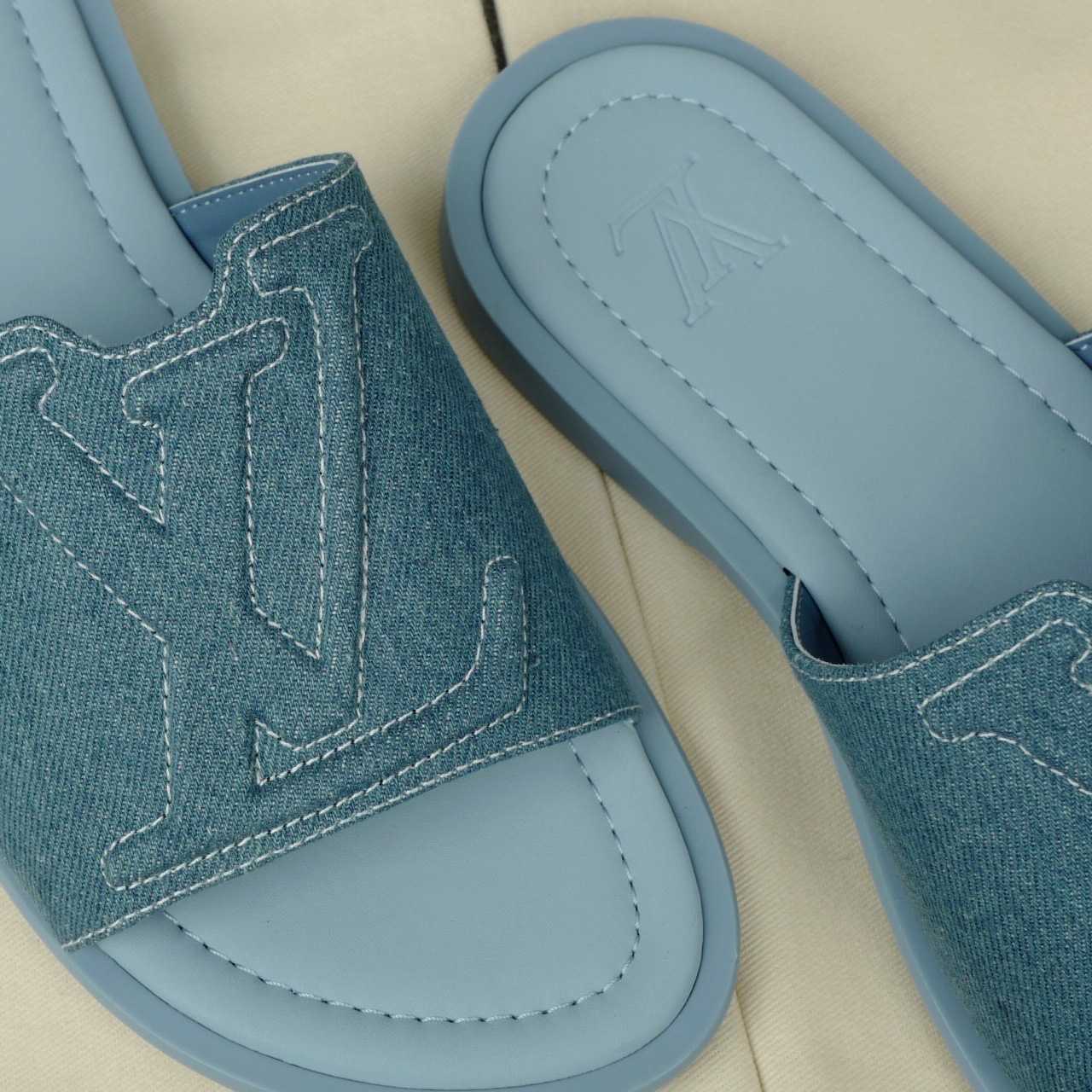 Louis Vuitton LV Portofino Mule 1AJRW2 - DopestKickz