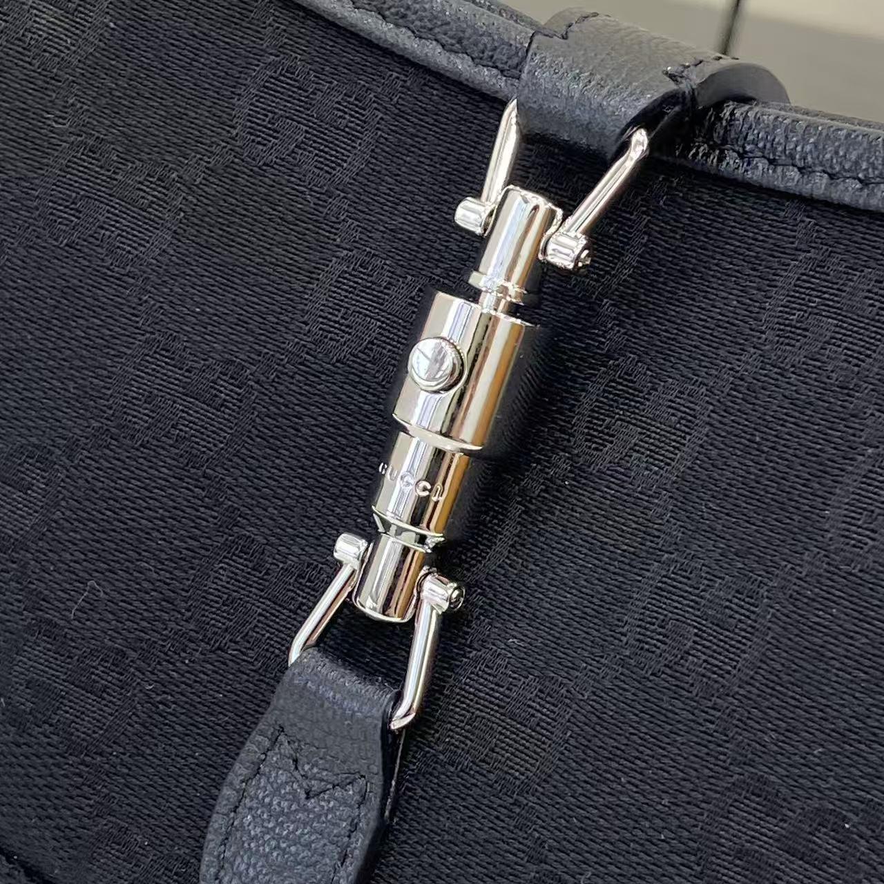 Gucci Jackie Slim Medium Shoulder Bag  - DopestKickz