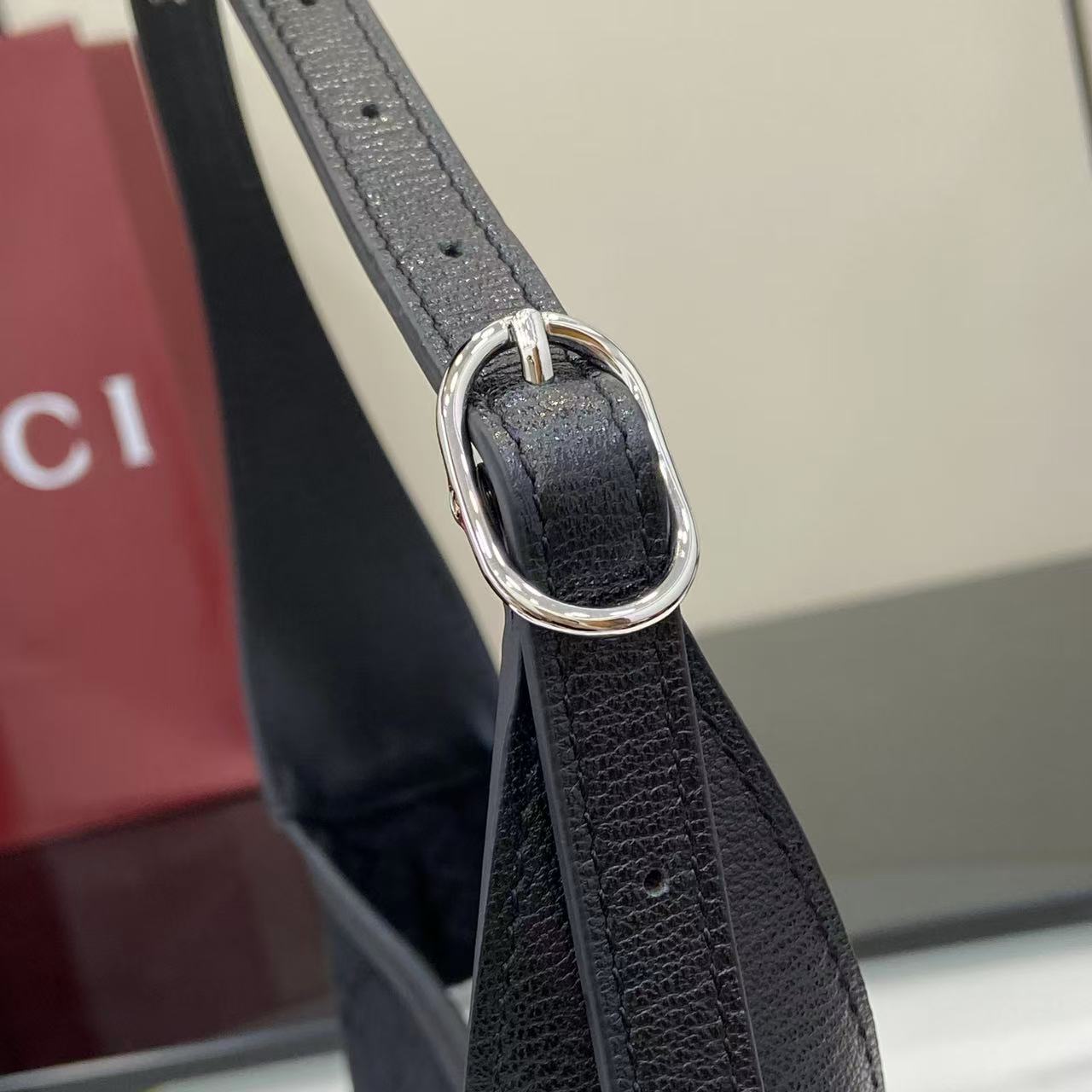 Gucci Jackie Slim Medium Shoulder Bag  - DopestKickz