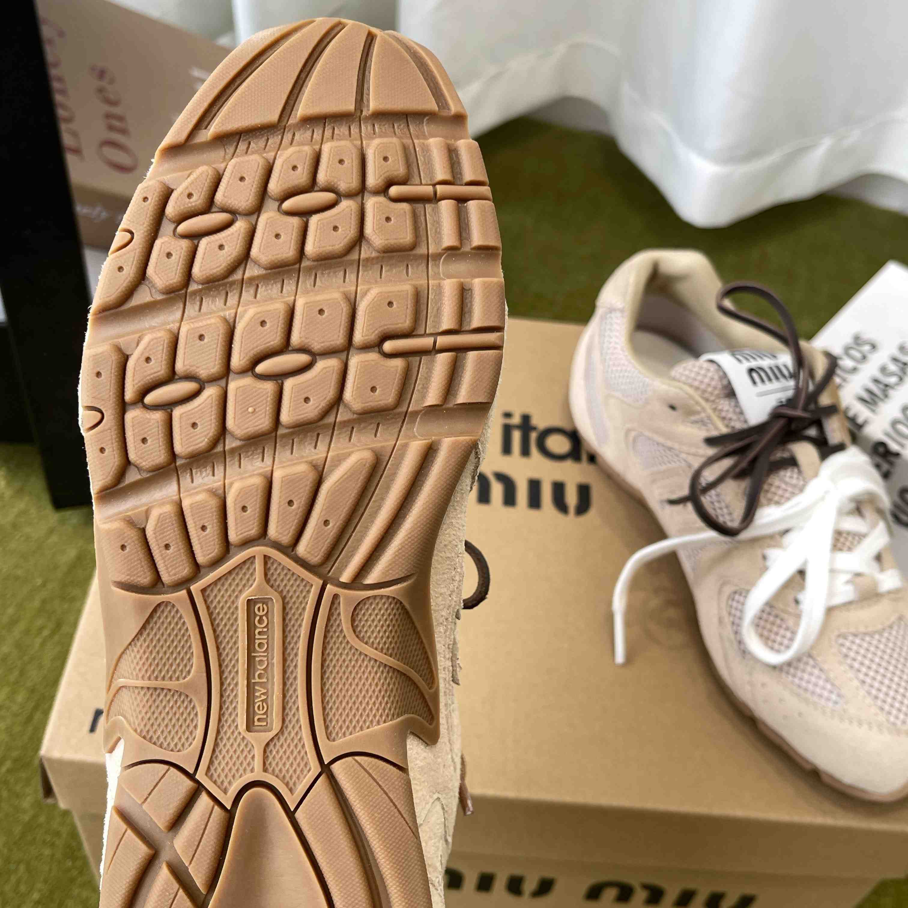 New Balance X Miu Miu 530 SL Suede And Mesh Sneakers - DopestKickz
