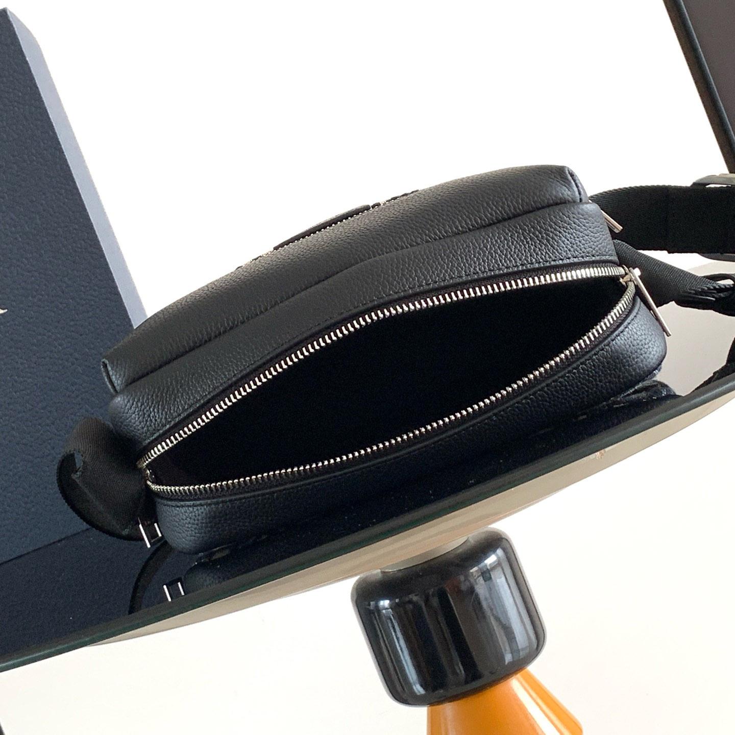 Dior Rider Zipped Messenger Bag - DopestKickz