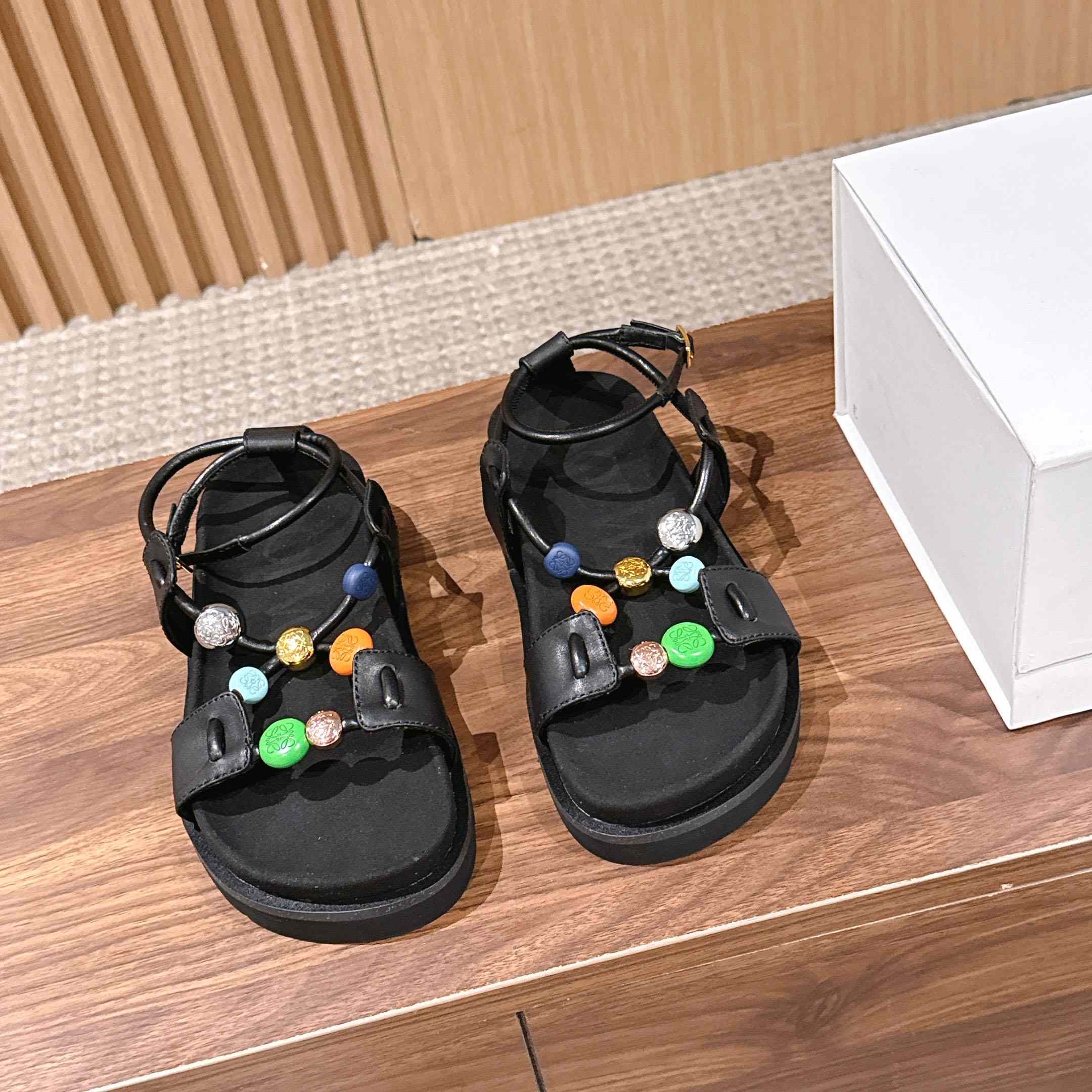 Loewe Pebble Beads Fussbett Sandal - DopestKickz