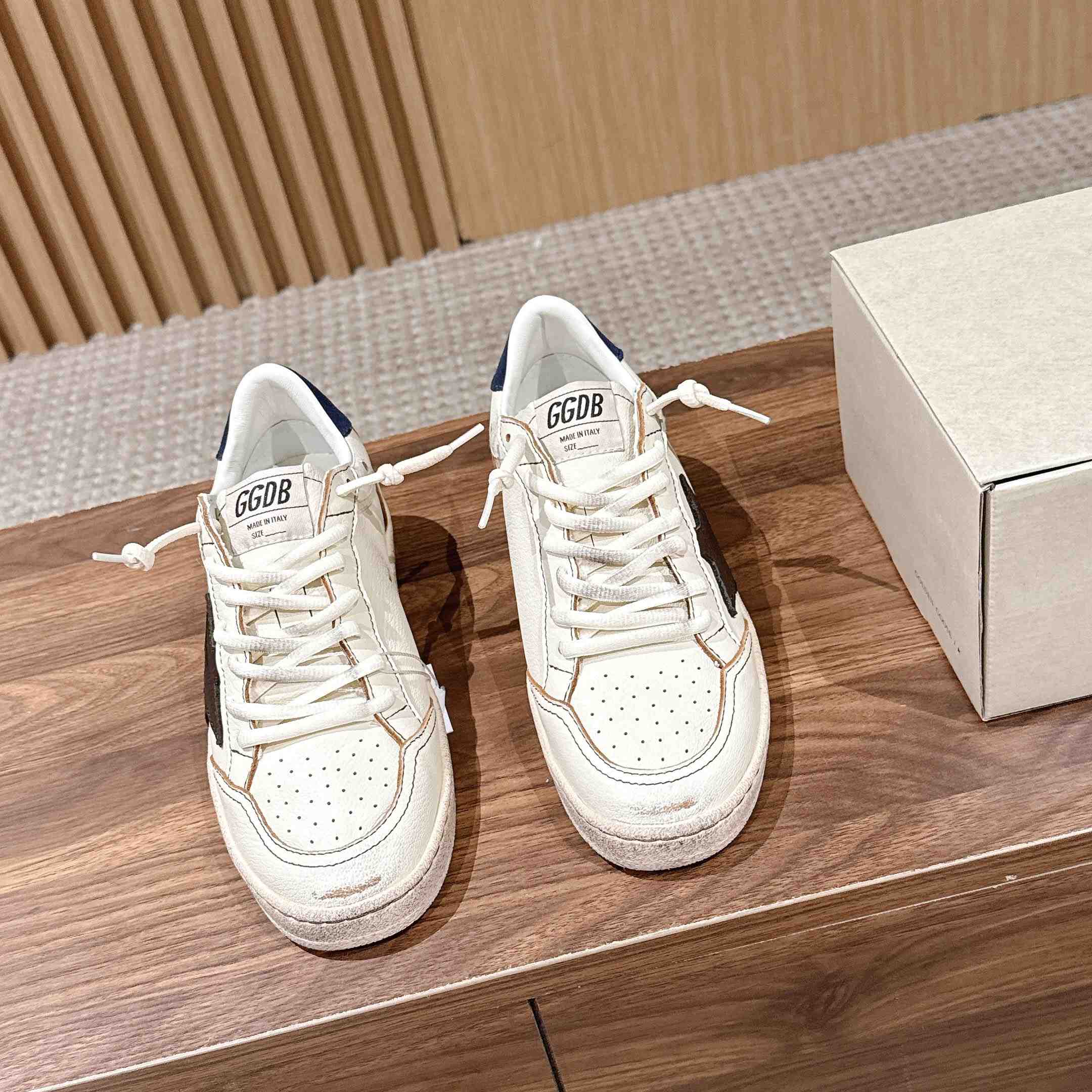 Golden Goose Ball Star Sneakers In Leather - DopestKickz