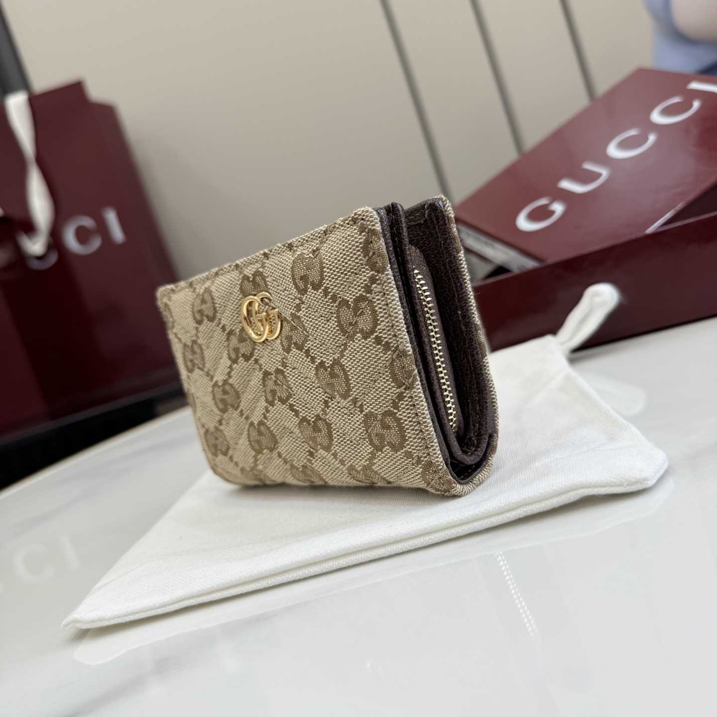 Gucci GG Marmont Small Wallet - DopestKickz