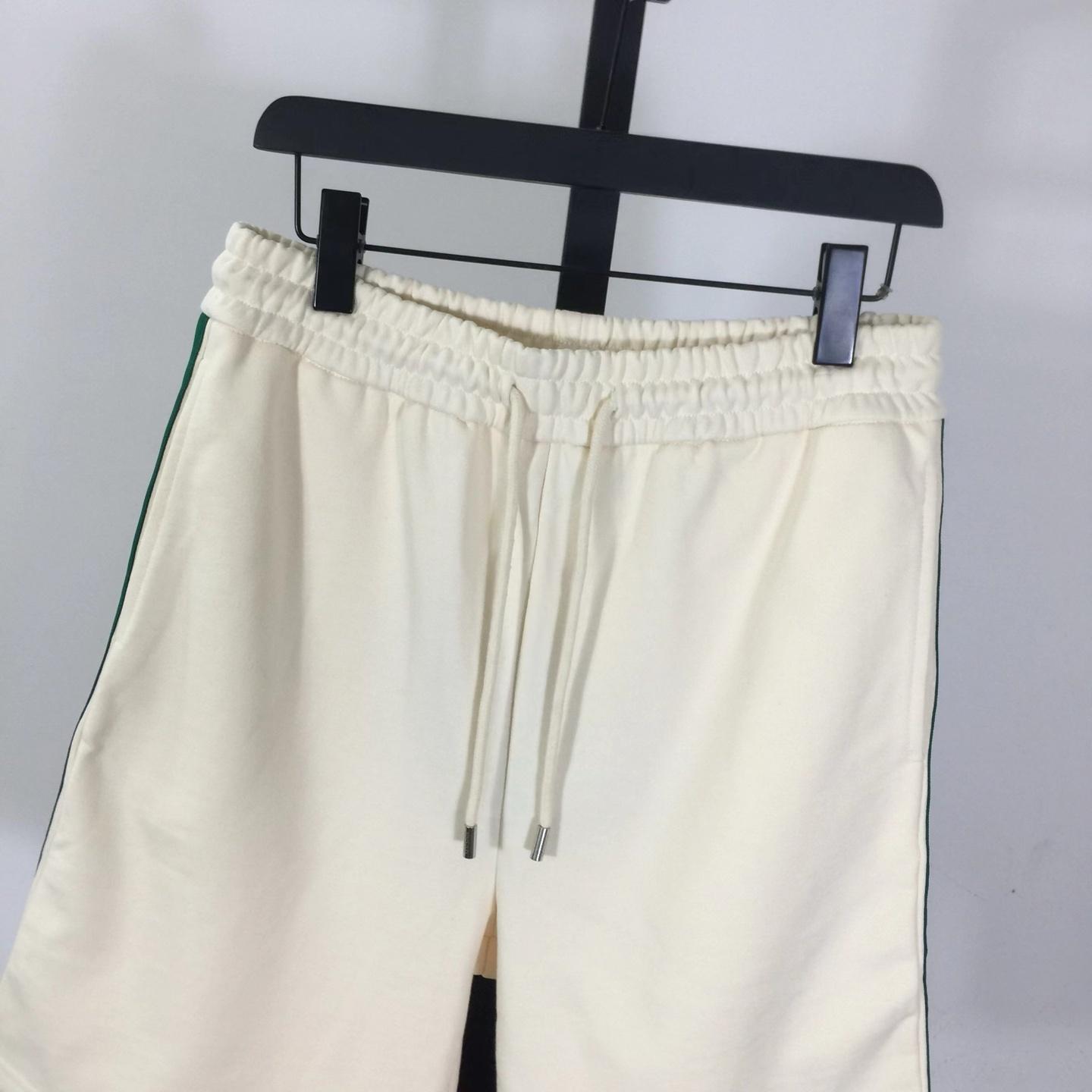 Gucci Men's Bermuda shorts  - DopestKickz