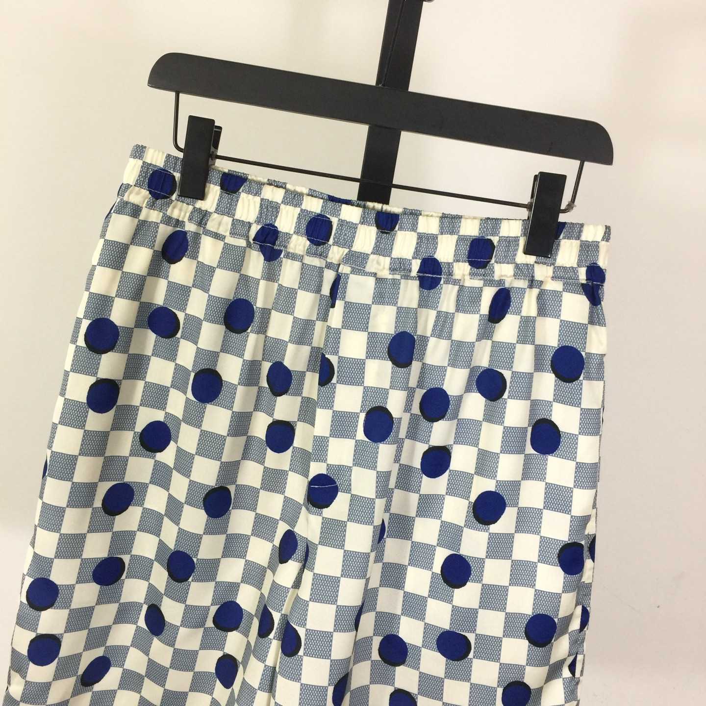 Louis Vuitton Damier Silk Shorts   1AK760 - DopestKickz