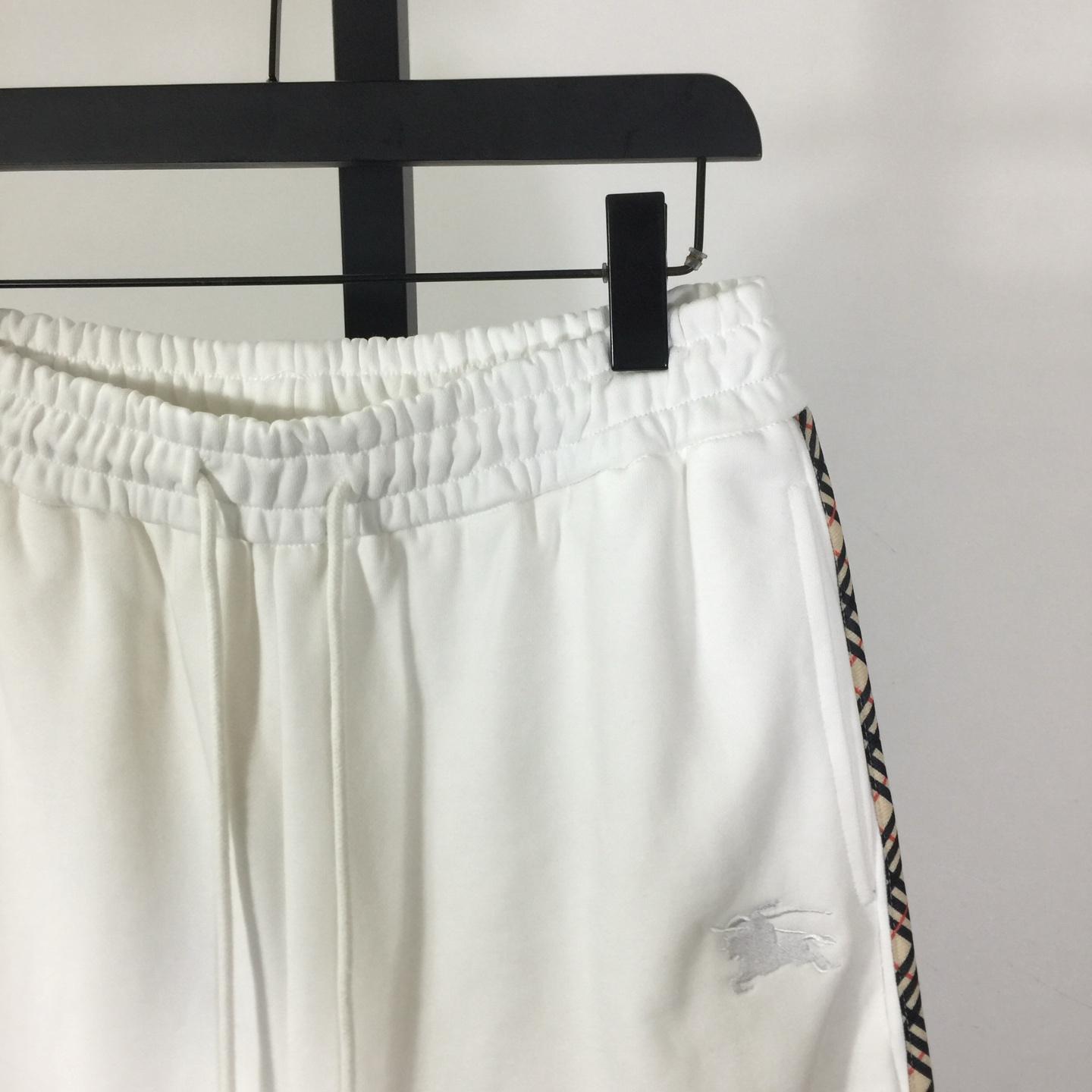 Burberry Men's Bermuda shorts  - DopestKickz