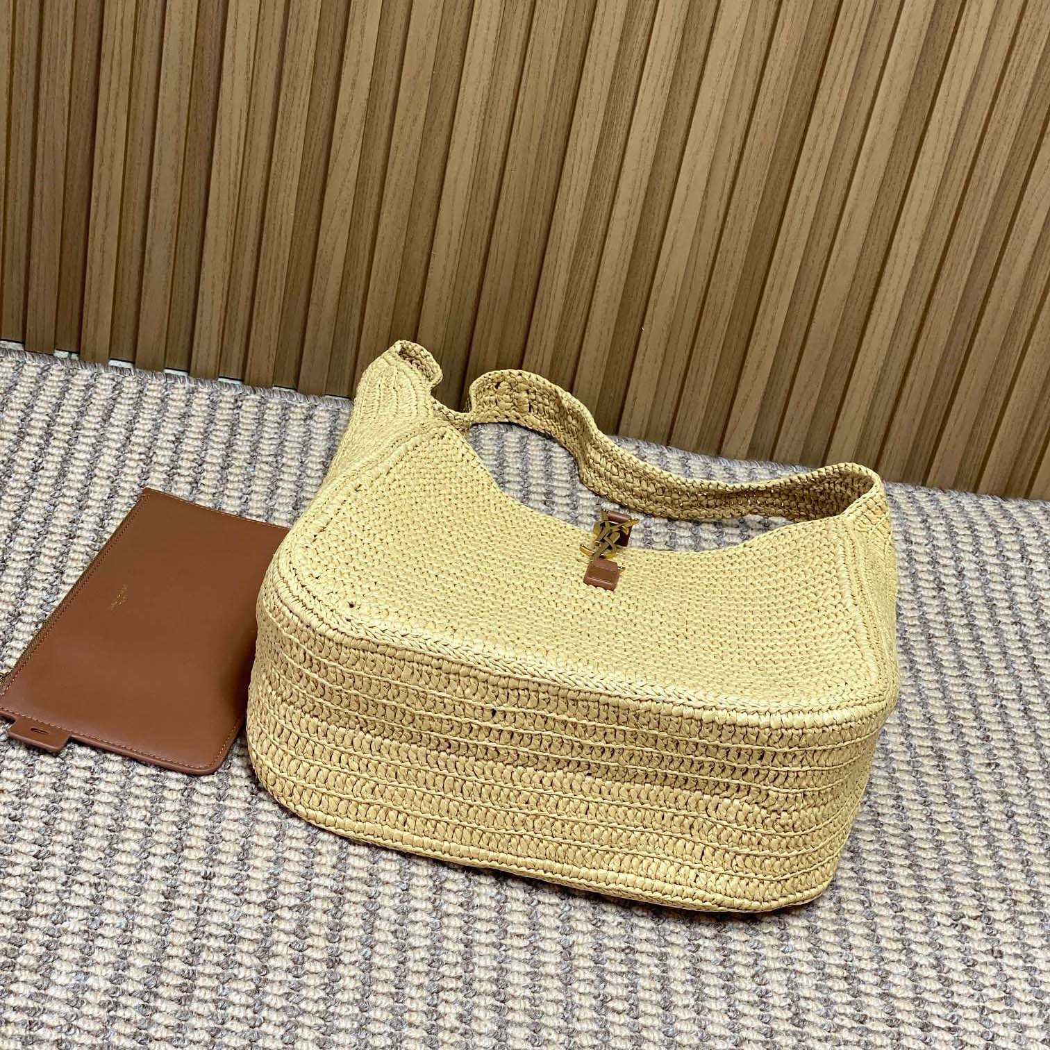 Saint Laurent LE 5 À 7 Supple Large In Raffia - DopestKickz