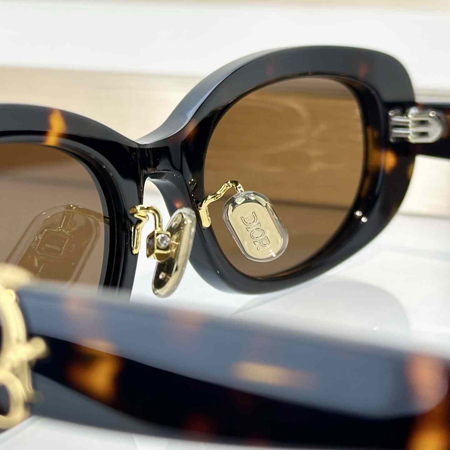 Dior Oblique B1F Sunglasses - DopestKickz