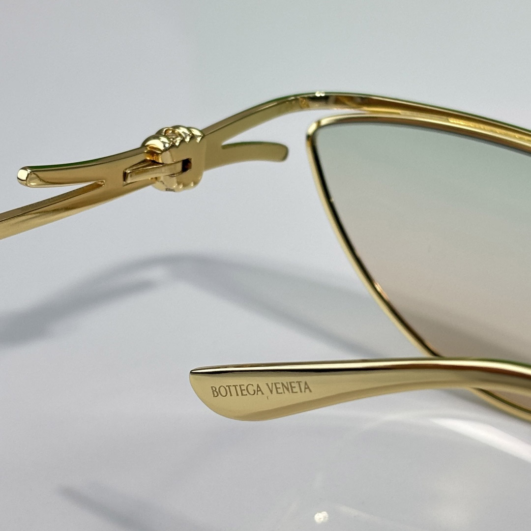 Bottega Veneta BV2890S  Sunglasses   - DopestKickz