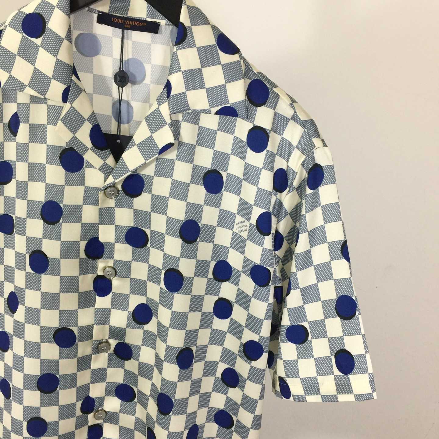Louis Vuitton Damier Silk Short-Sleeved Shirt   1AK7BK - DopestKickz