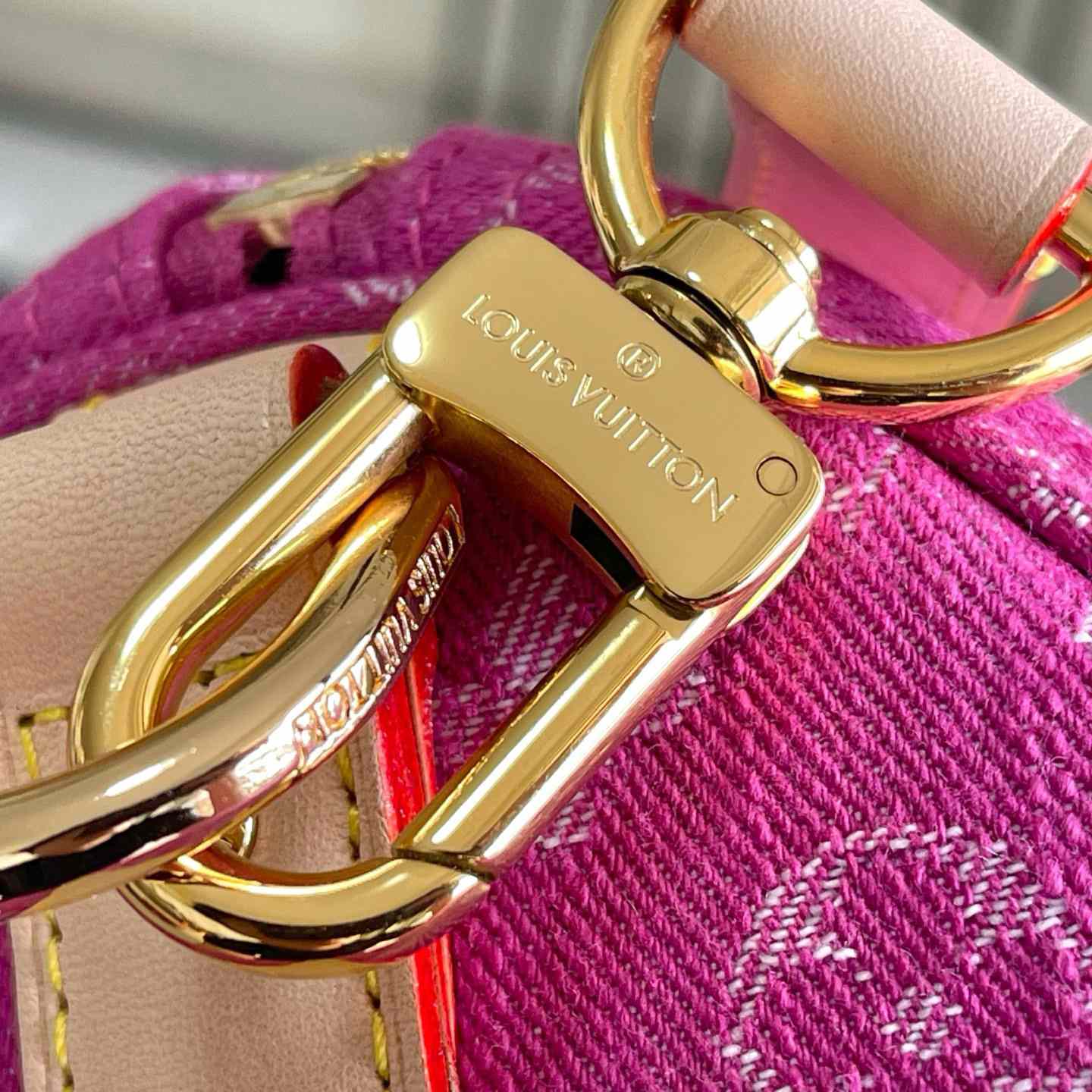 Louis Vuitton Keepall Bandoulière 45 M27944 - DopestKickz