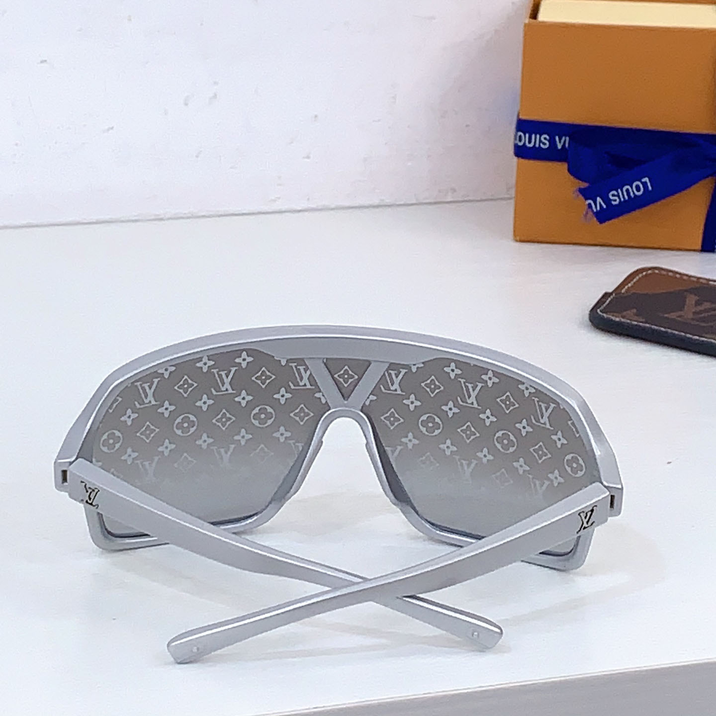 Louis Vuitton Z3102U   Sunglasses   - DopestKickz