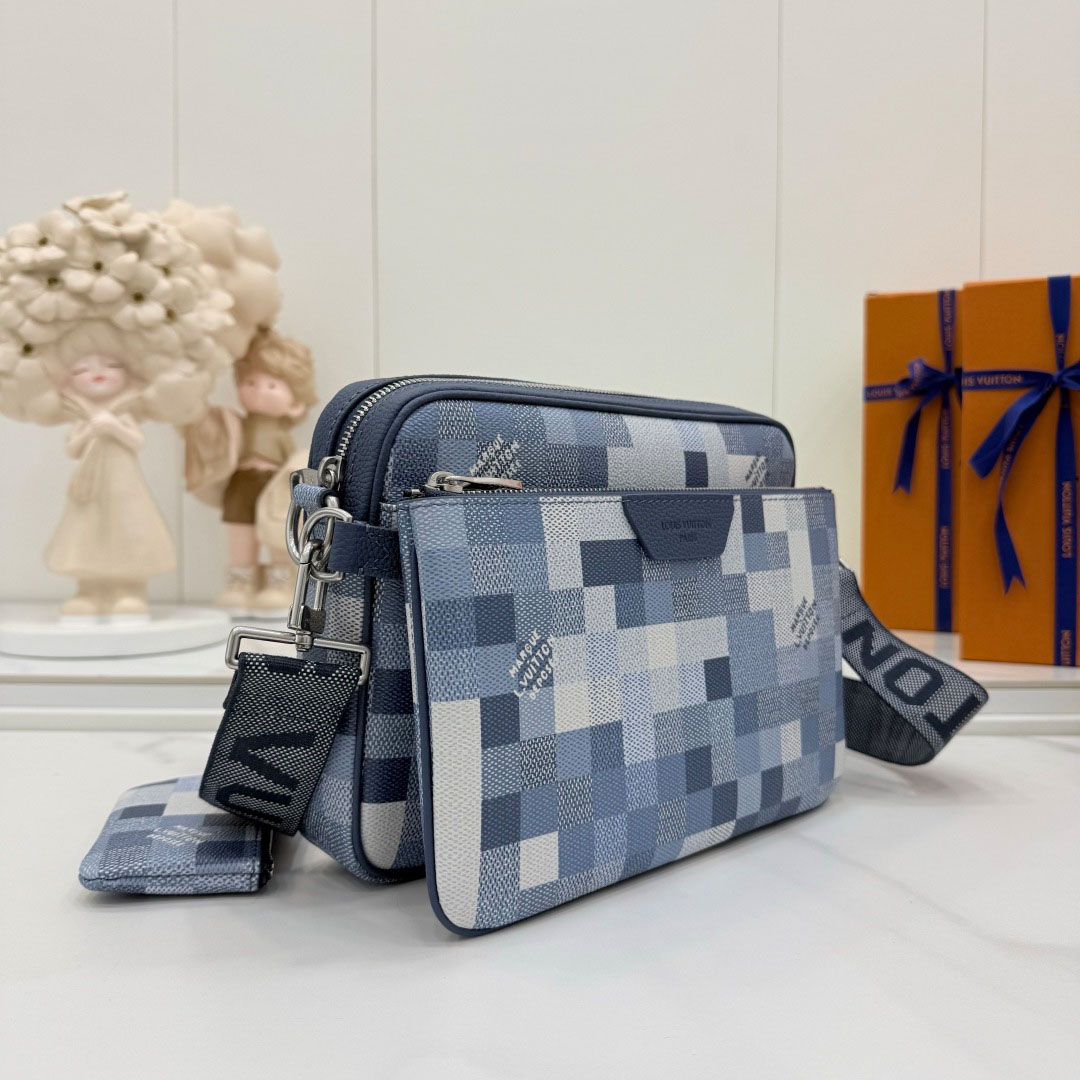 Louis Vuitton Trio Messenger   M28601 - DopestKickz