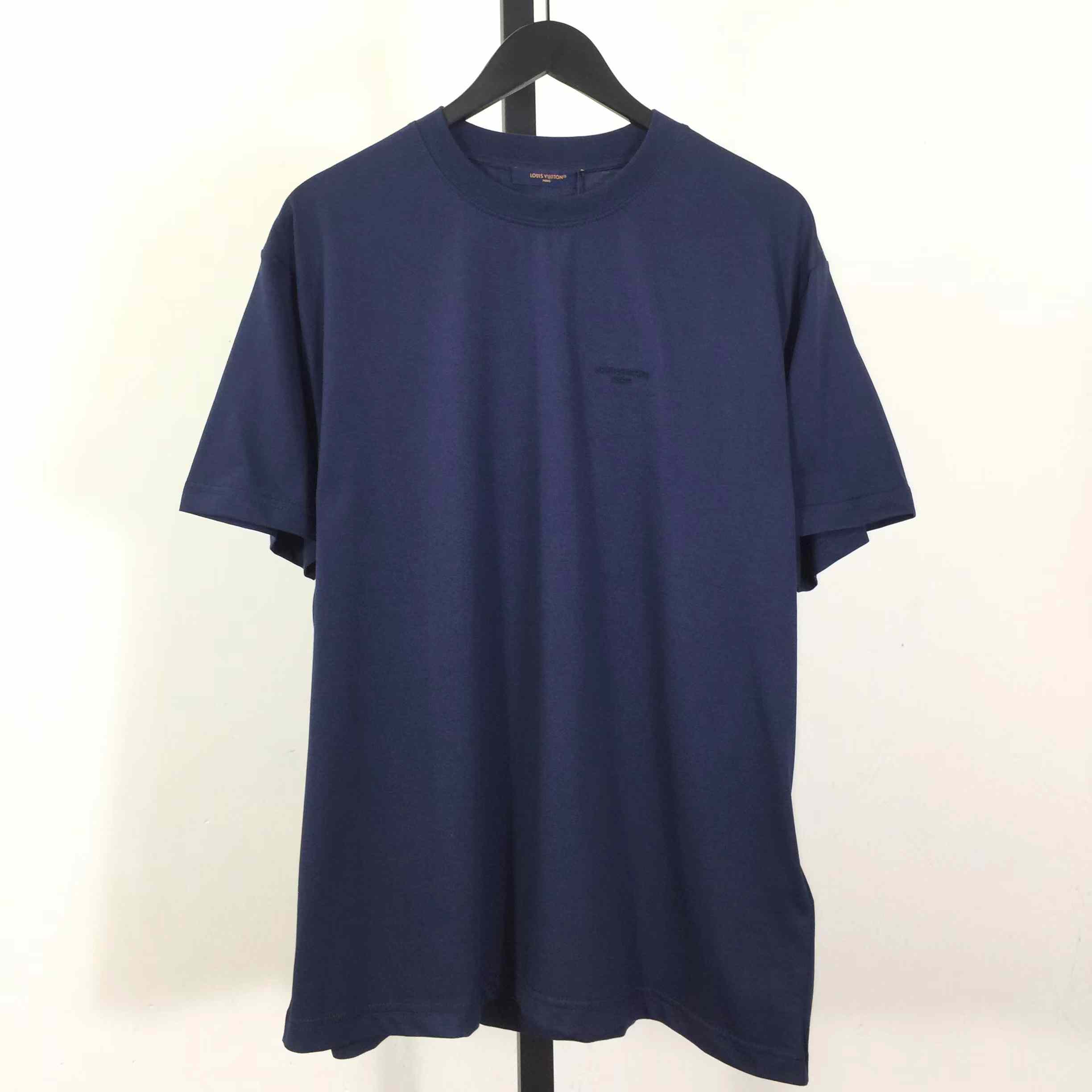 Louis Vuitton Embossed LV T-Shirt   1AGIIW - DopestKickz