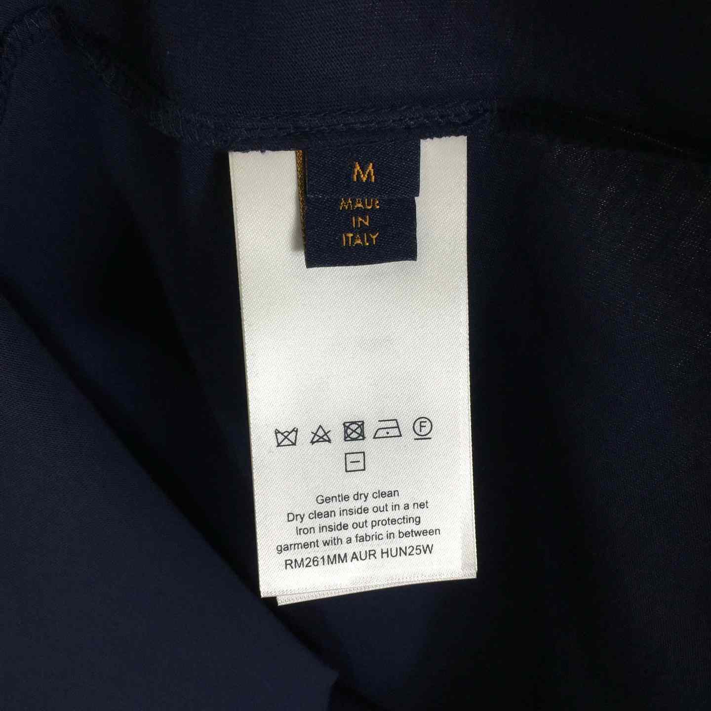 Louis Vuitton Embossed LV T-Shirt   1AGIIW - DopestKickz