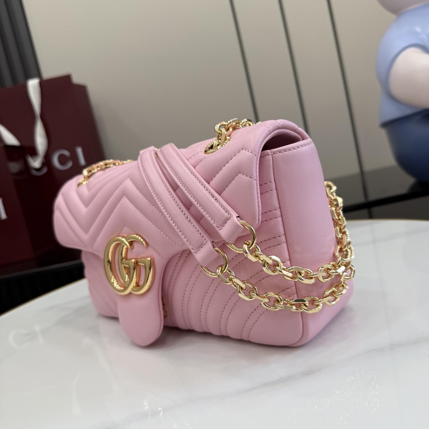 Gucci GG Marmont Medium Shoulder Bag - DopestKickz