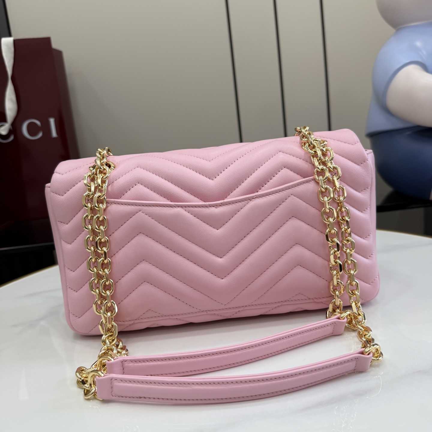 Gucci GG Marmont Medium Shoulder Bag - DopestKickz