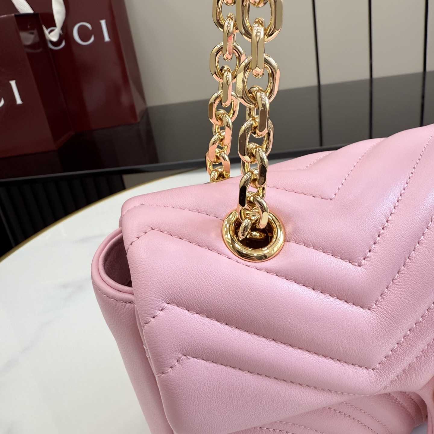 Gucci GG Marmont Medium Shoulder Bag - DopestKickz