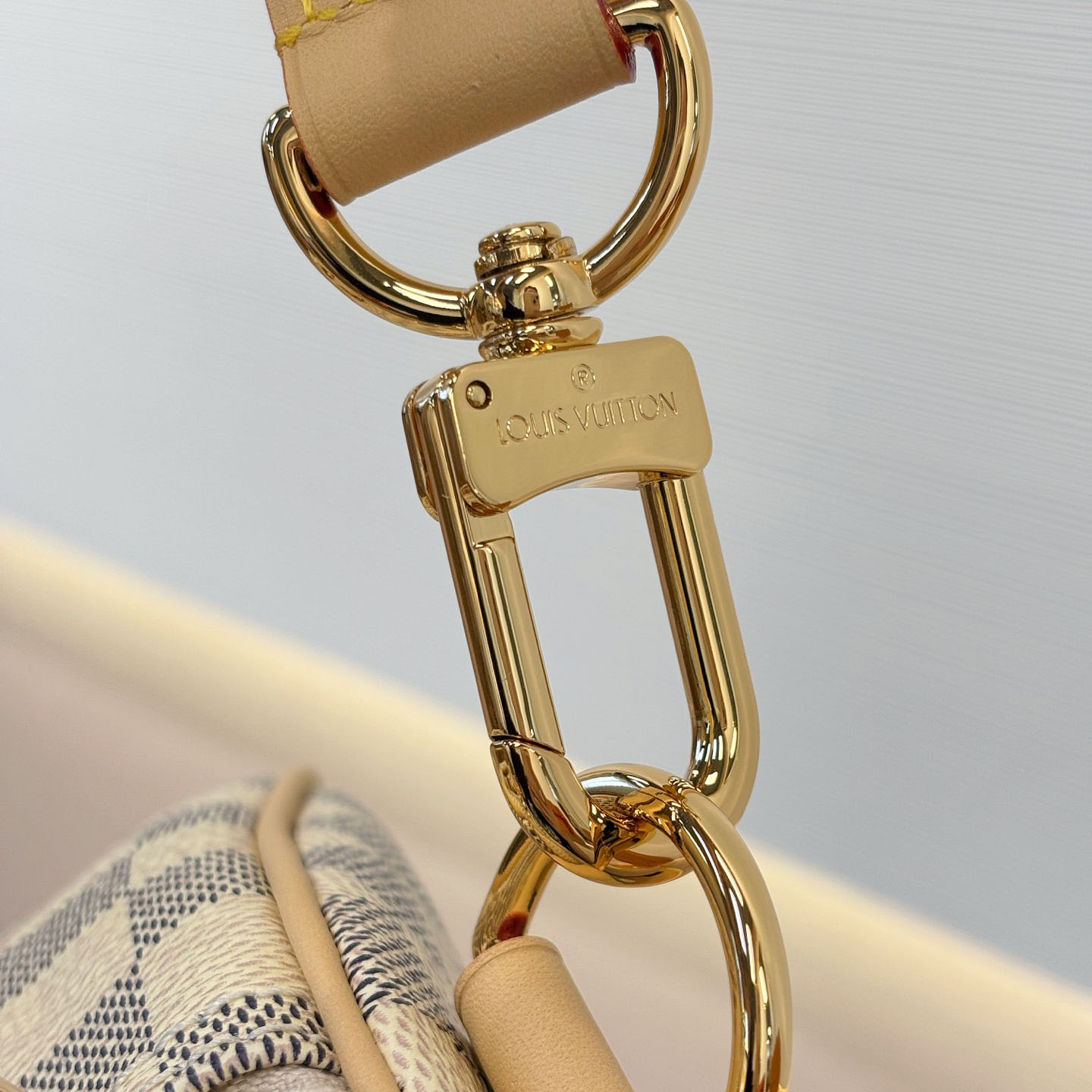 Louis Vuitton Keepall Bandoulière 45 N40909 - DopestKickz