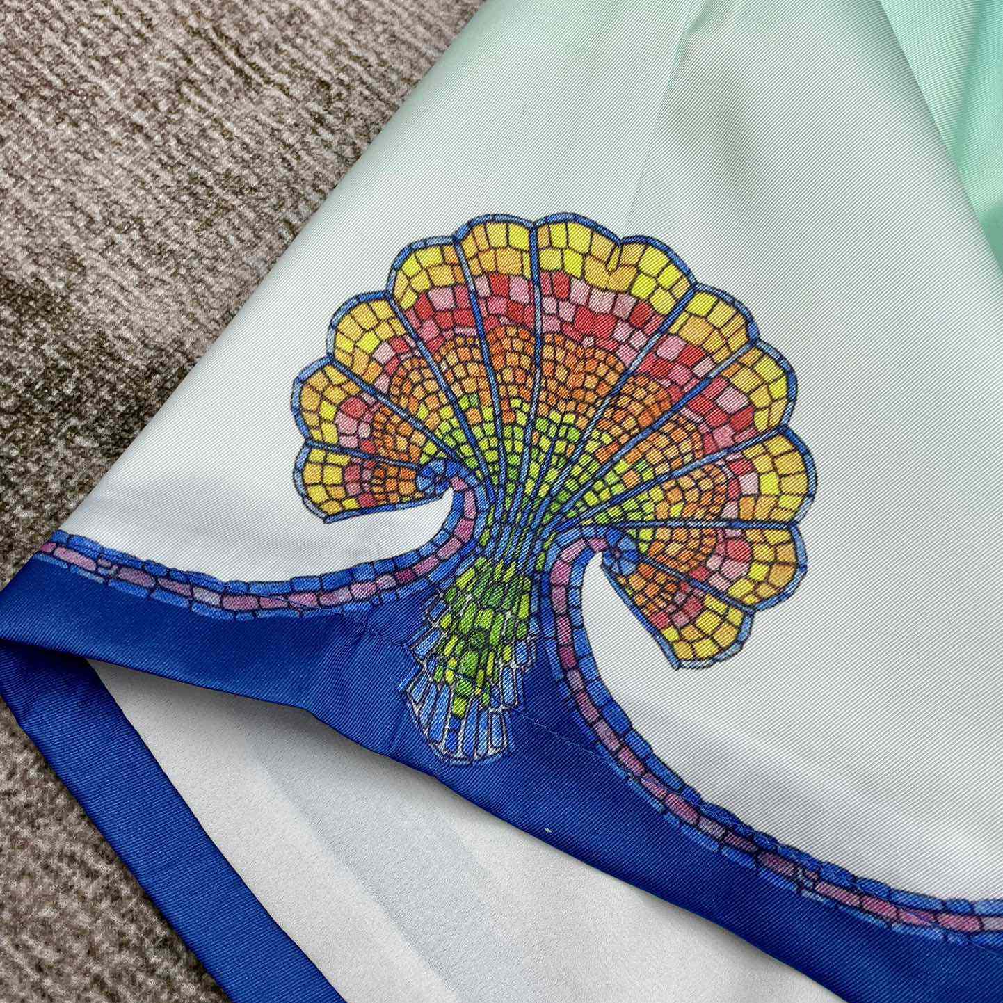 Casablanca Coquillage Coloré Silk Shorts CA3458 - DopestKickz