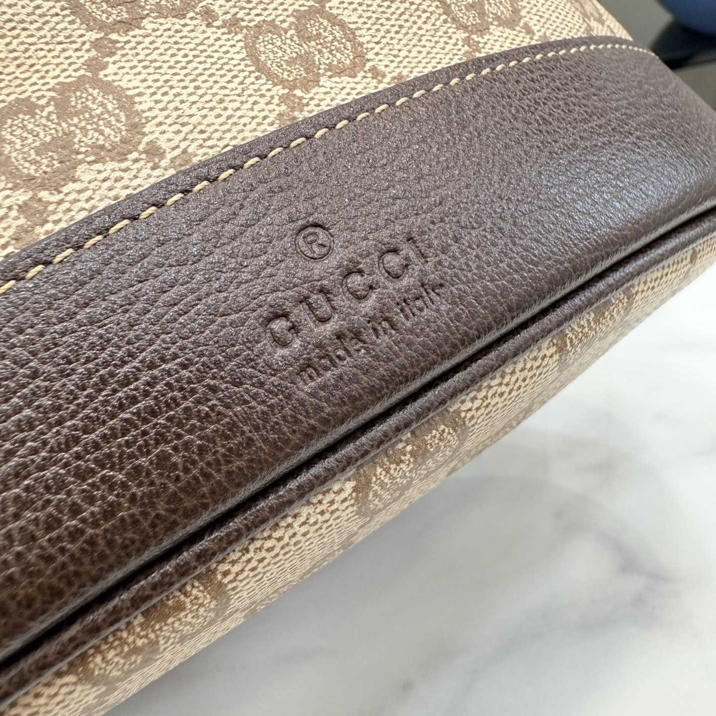 Gucci Venice Small Bucket Bag - DopestKickz