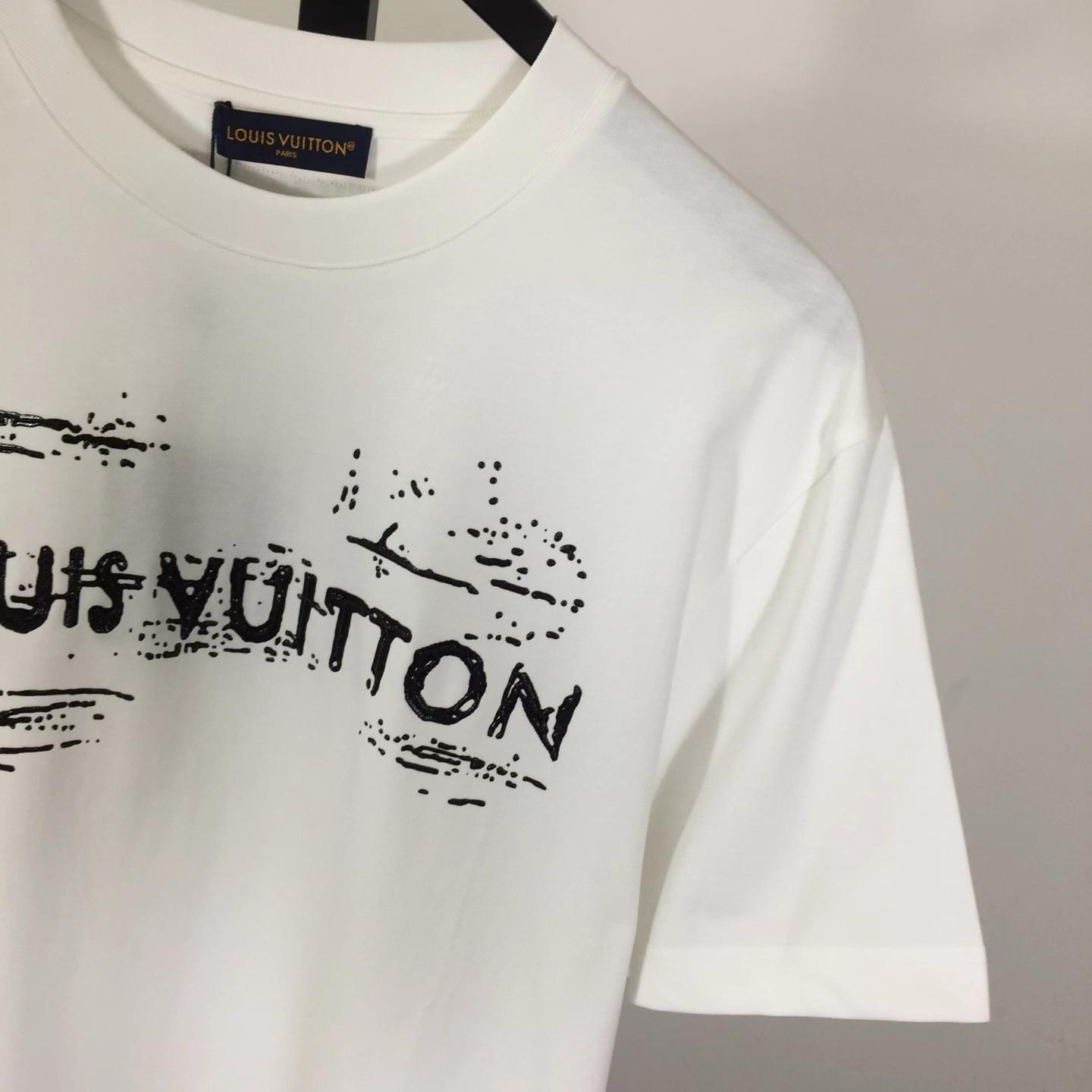 Louis Vuitton Cotton T-Shirt    - DopestKickz