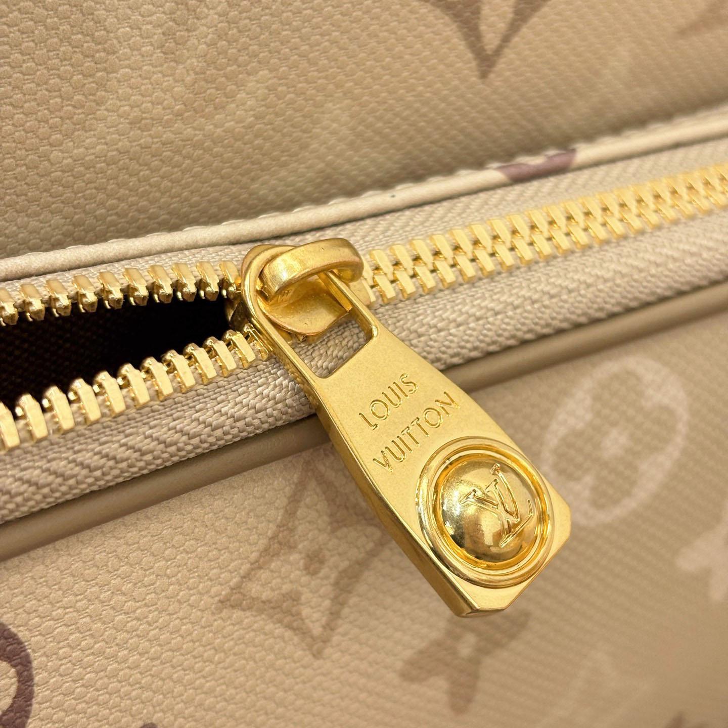 Louis Vuitton Nil M29273 - DopestKickz