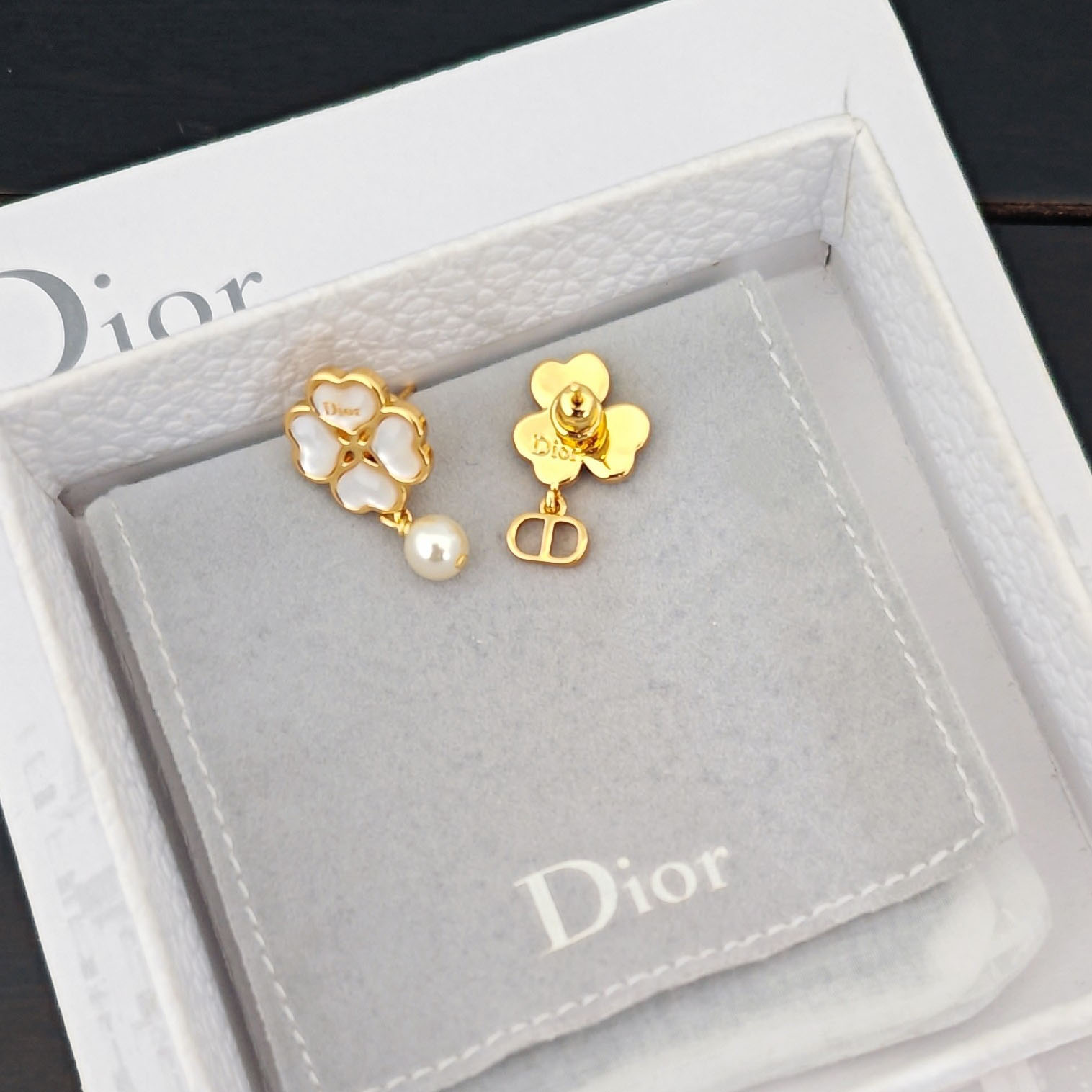 Dior Sparkling Clover Earrings - DopestKickz