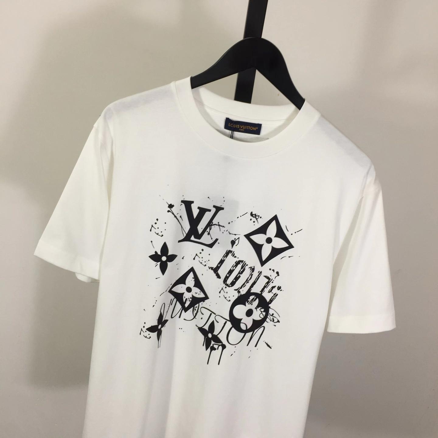 Louis Vuitton Monogram T-Shirt    - DopestKickz