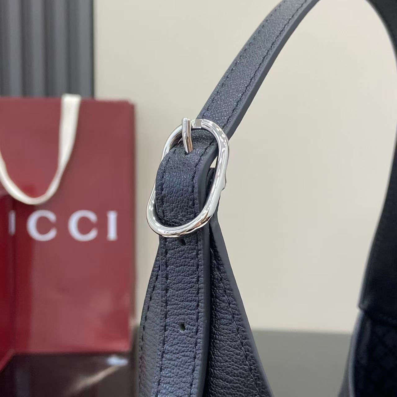 Gucci Jackie 1961 Medium Shoulder Bag - DopestKickz