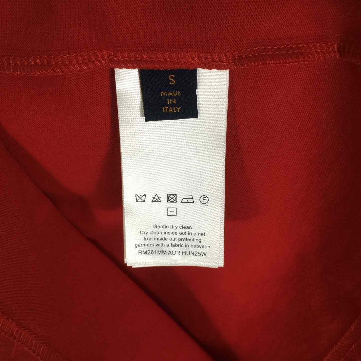 Louis Vuitton Flock Print Monogram Gradient T-Shirt   1AK7LV - DopestKickz