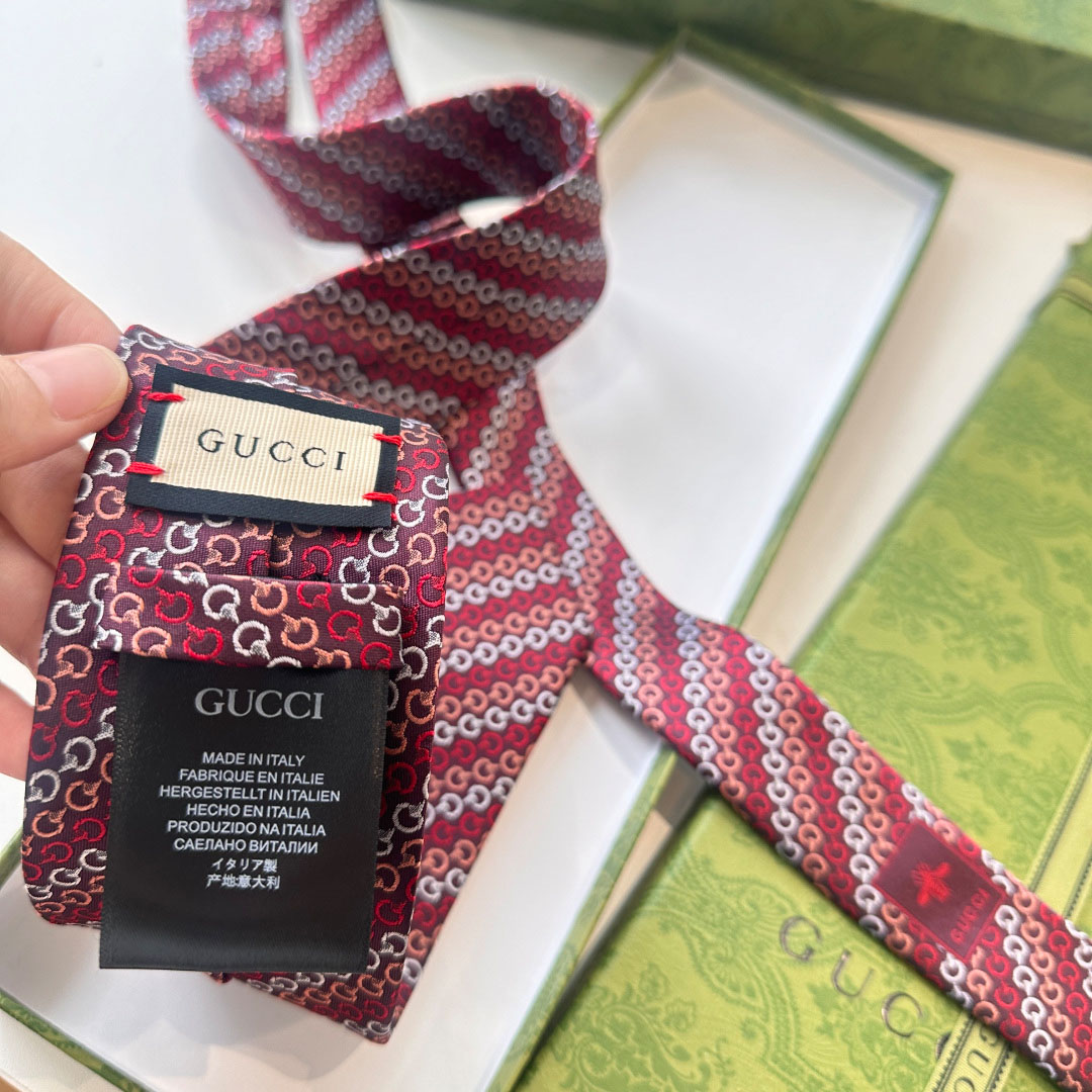 Gucci Horse-Bit Chain Tie - DopestKickz