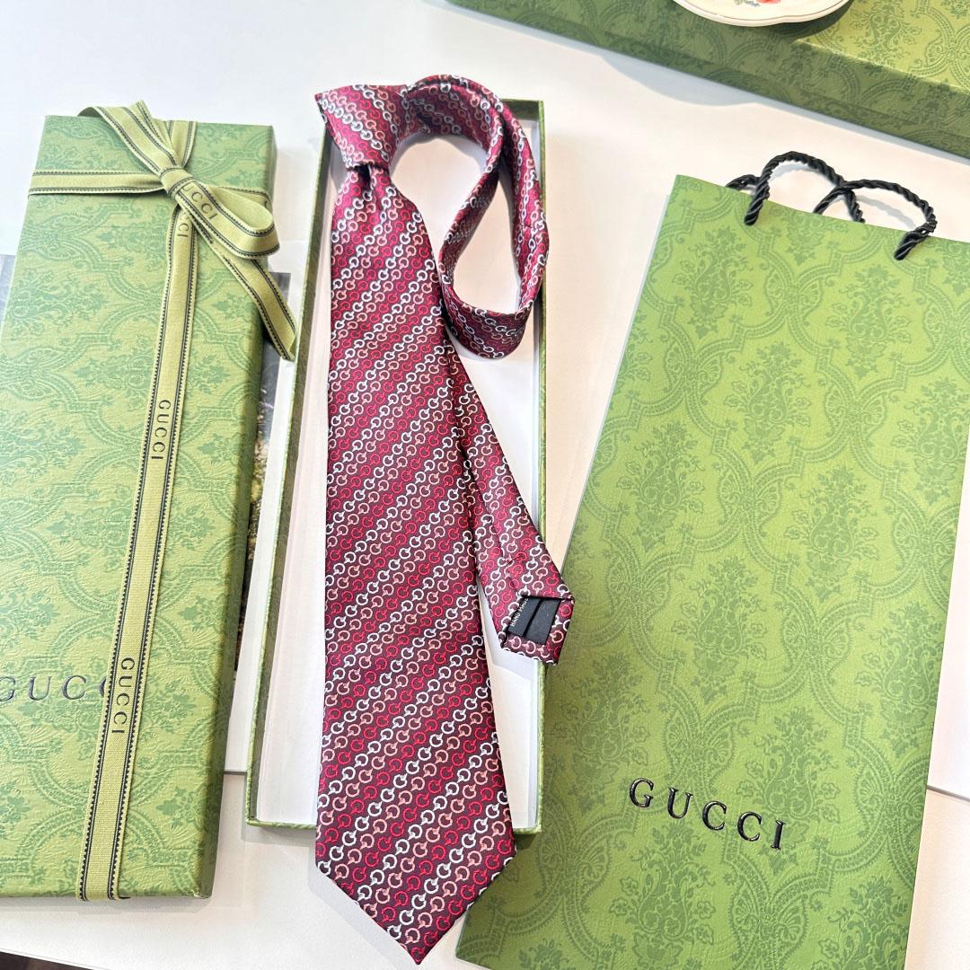 Gucci Horse-Bit Chain Tie - DopestKickz