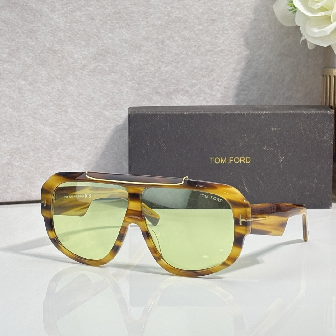 Tom Ford FT1093 Sunglasses - DopestKickz