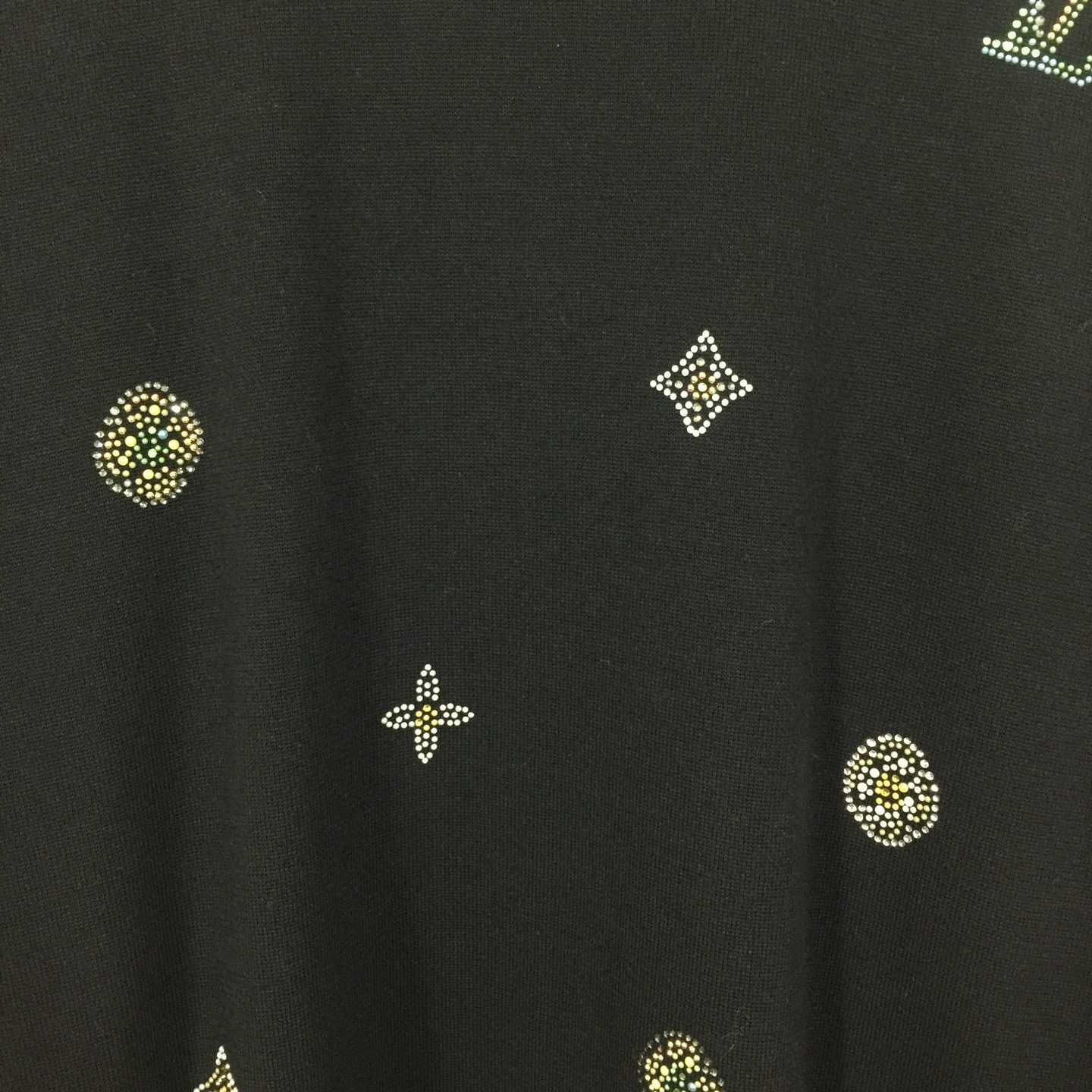 Louis Vuitton Embellished Short-Sleeved Crewneck   1AJR09 - DopestKickz