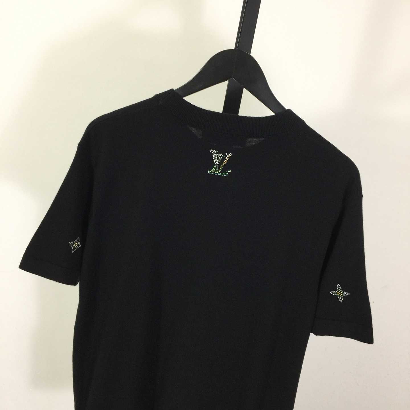 Louis Vuitton Embellished Short-Sleeved Crewneck   1AJR09 - DopestKickz