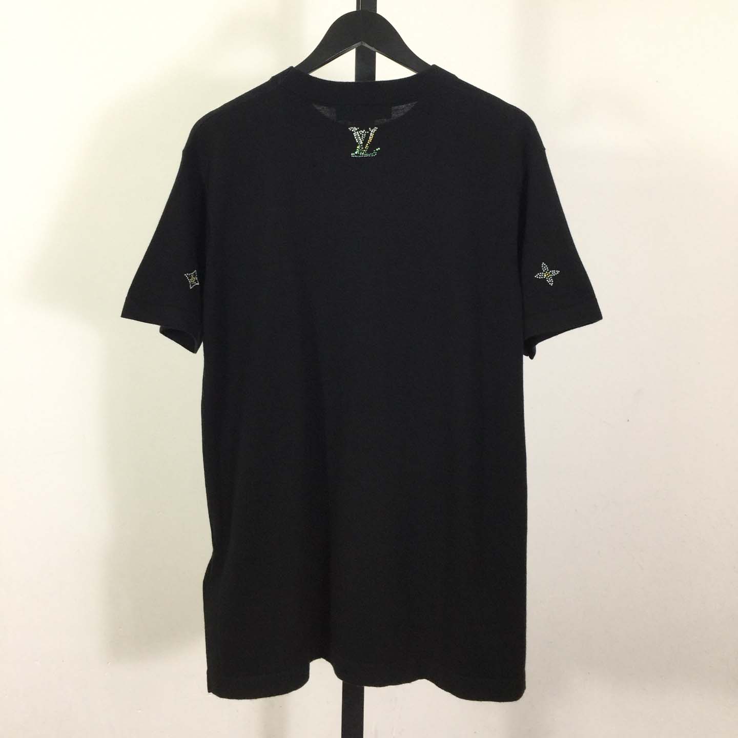 Louis Vuitton Embellished Short-Sleeved Crewneck   1AJR09 - DopestKickz