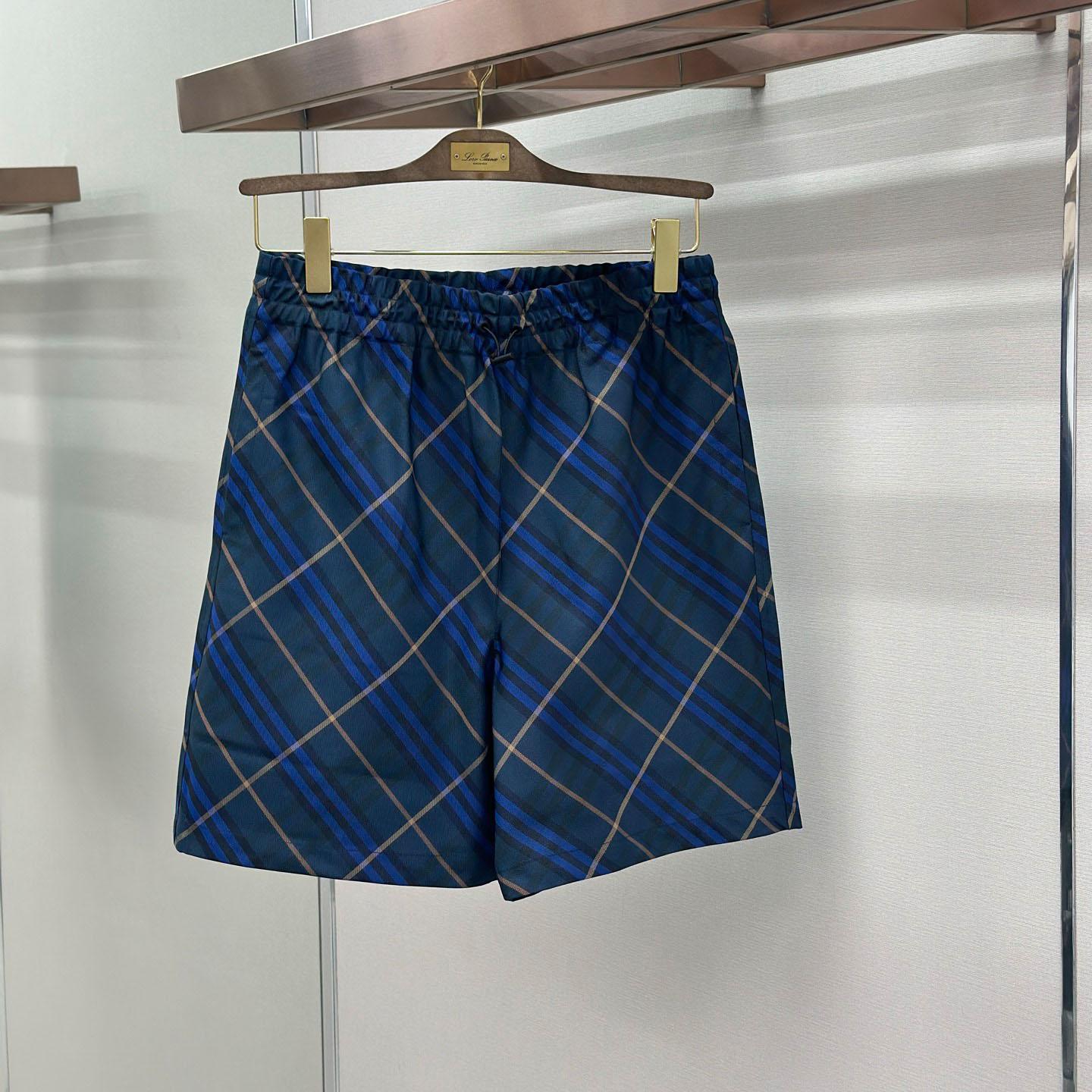 Burberry Check-Pattern Shorts - DopestKickz