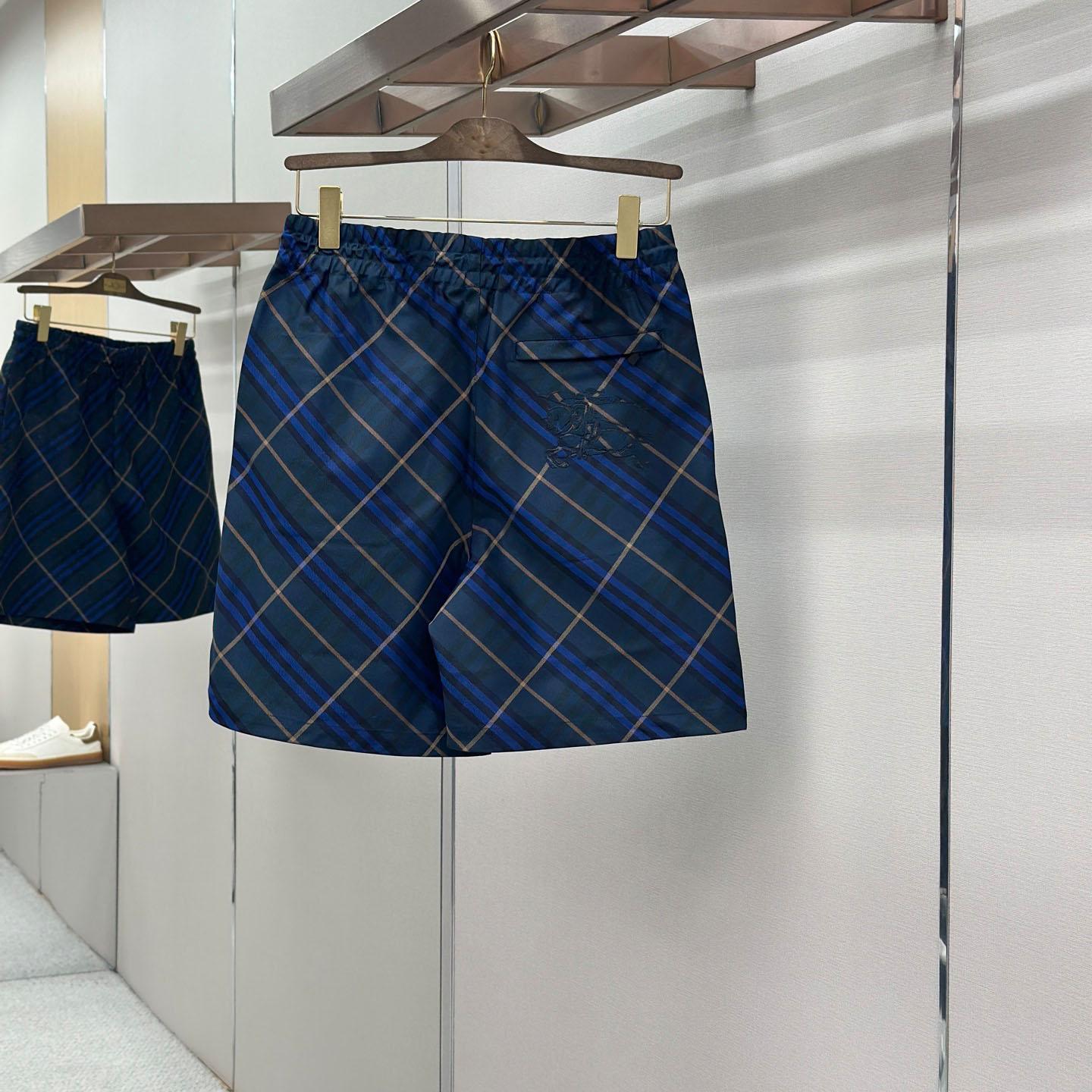 Burberry Check-Pattern Shorts - DopestKickz